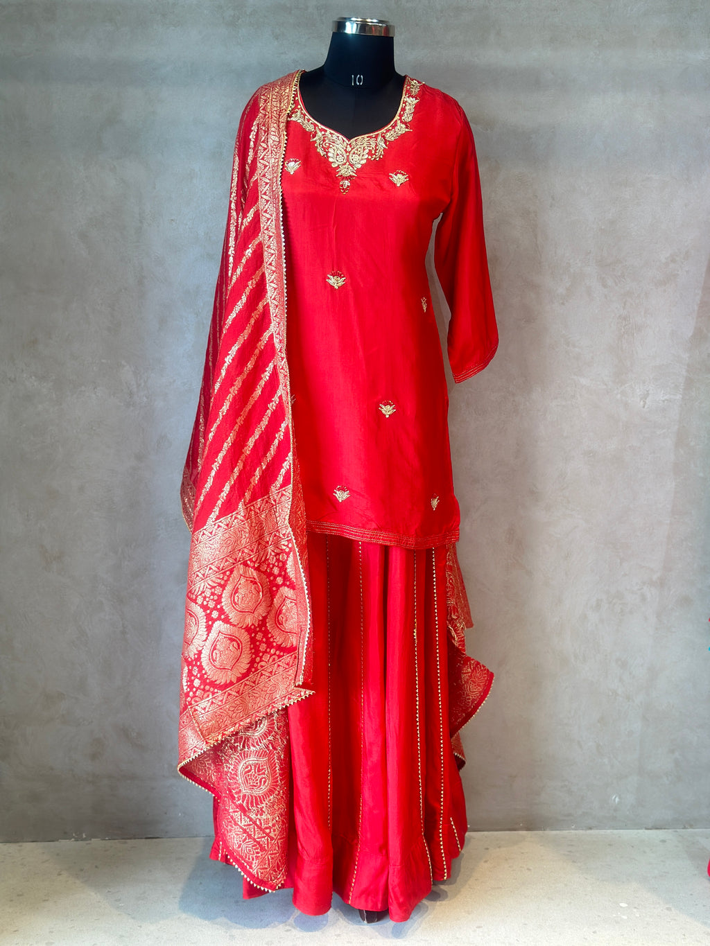 BEAUTIFUL ZARDOSI HANDWORK SKIRT SET