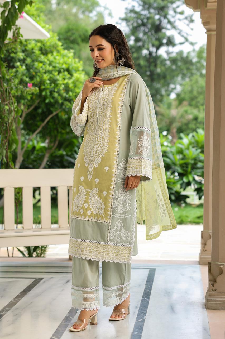 PREMIUM PAKISTANI STYLE STRAIGHT SUIT