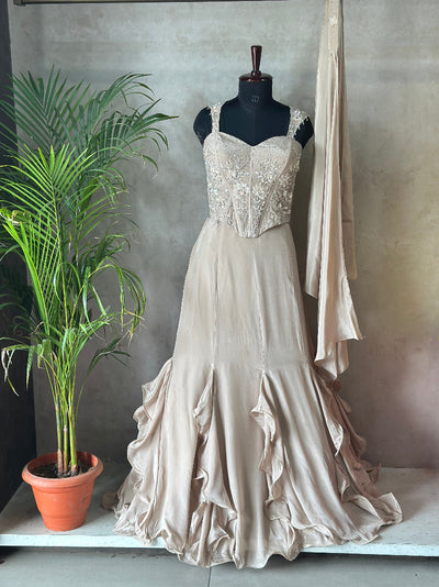 INDOWESTERN WITH TRENDY CORSET TOP