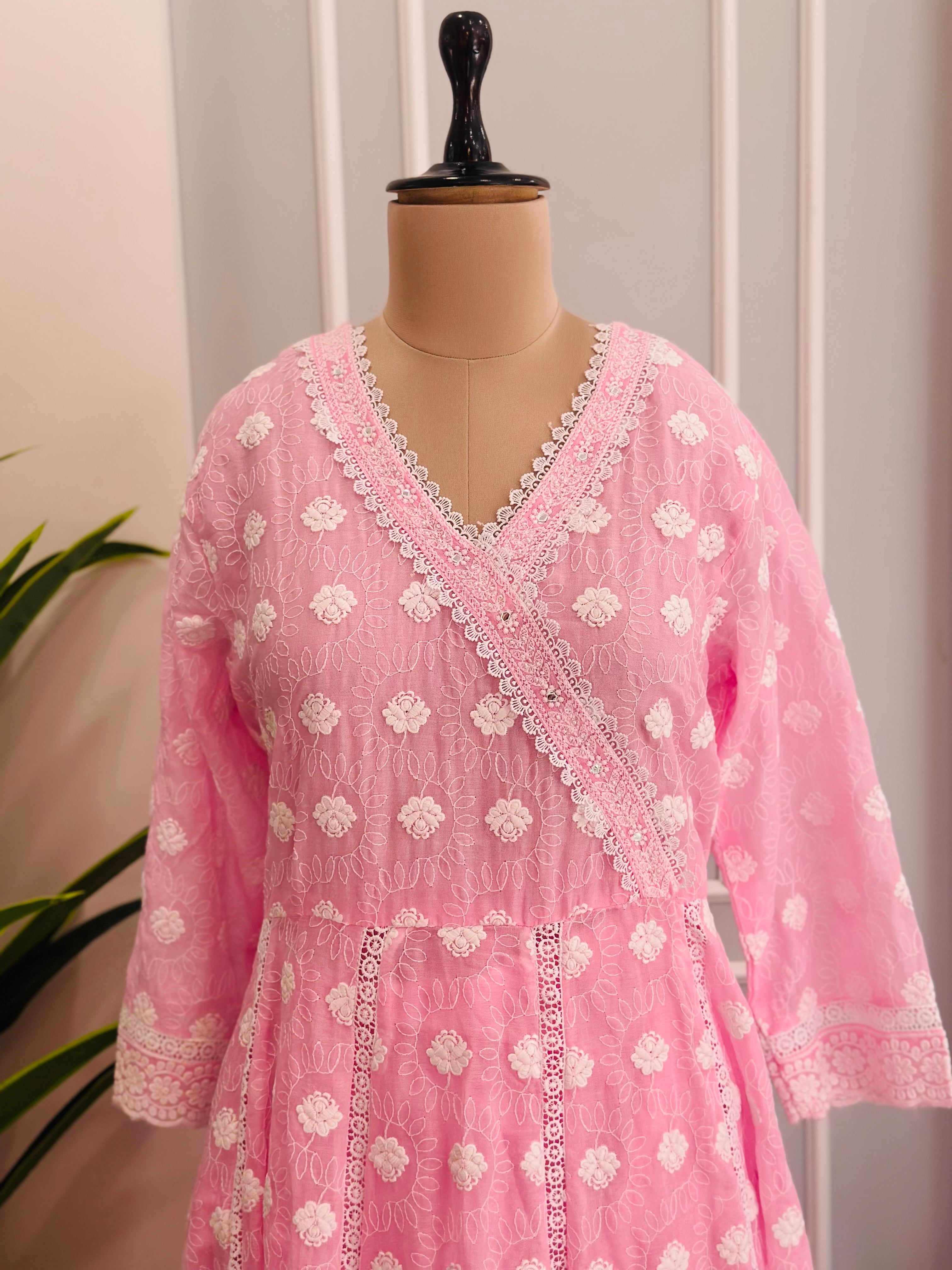 Beautiful Chikankari Suit Set
