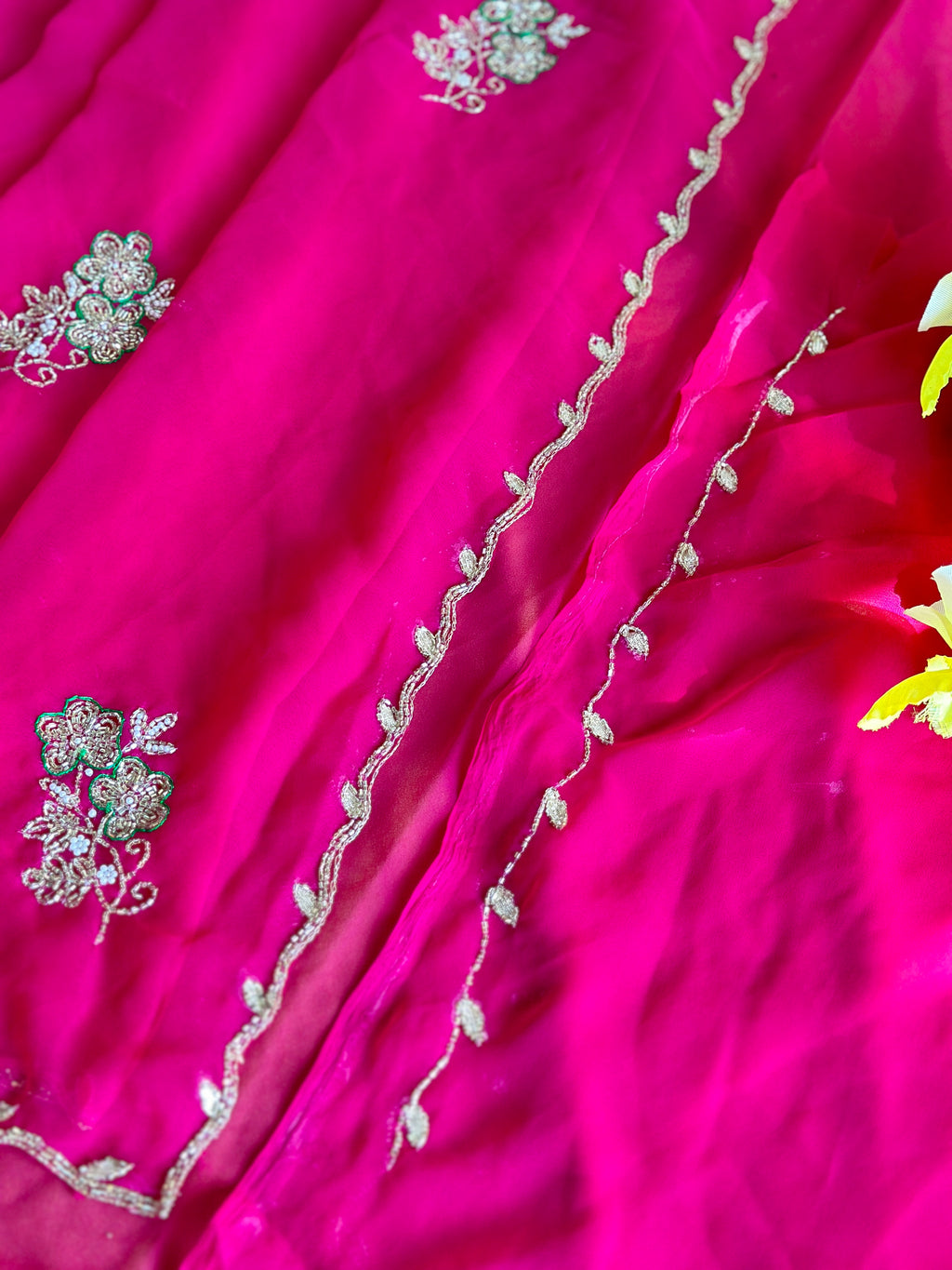 KARWACHOUTH SPECIAL BEAUTIFUL HANDWORK SAREE