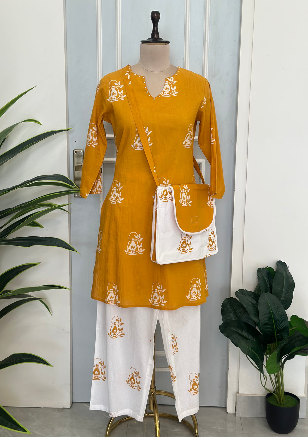 Trendy Co-ord Set With Matching Bag 👜✨
