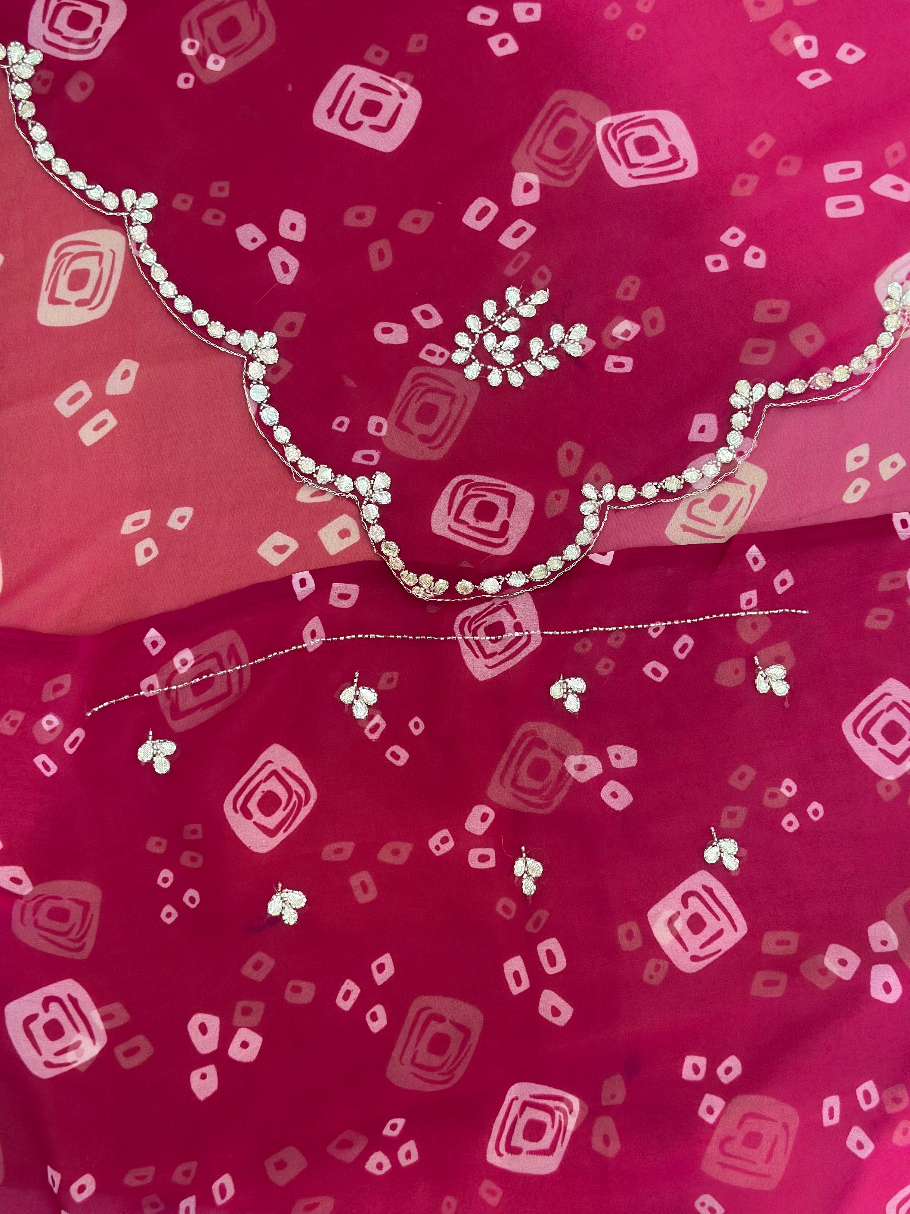 Elegant Bandhani Saree with Handwork Border Detailing