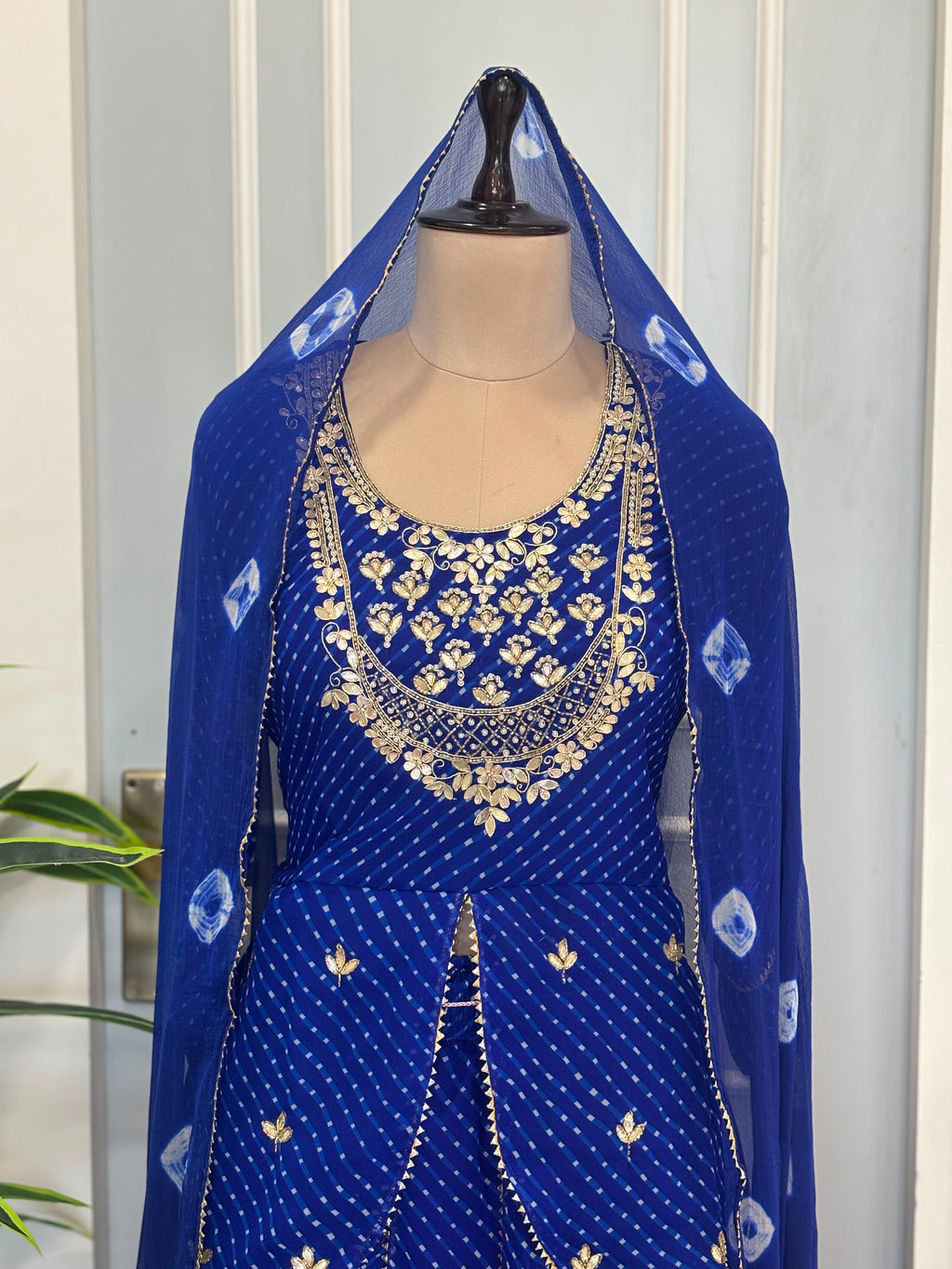 MOTHDA SPECIAL HANDWORK SKIRT SET