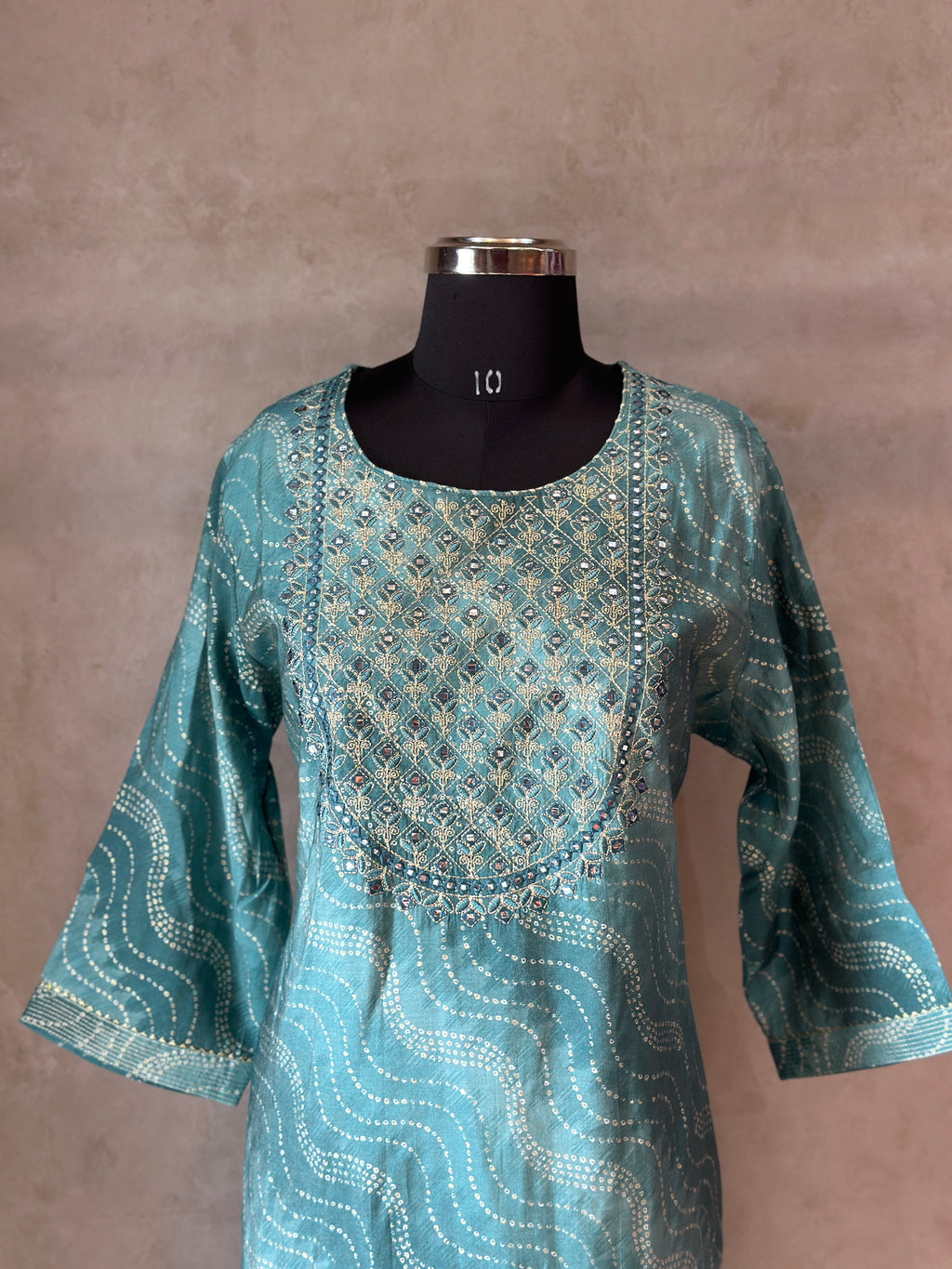 KURTI WITH SEQUENCE WORK