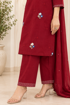 Graceful Floral Work Kurta Set