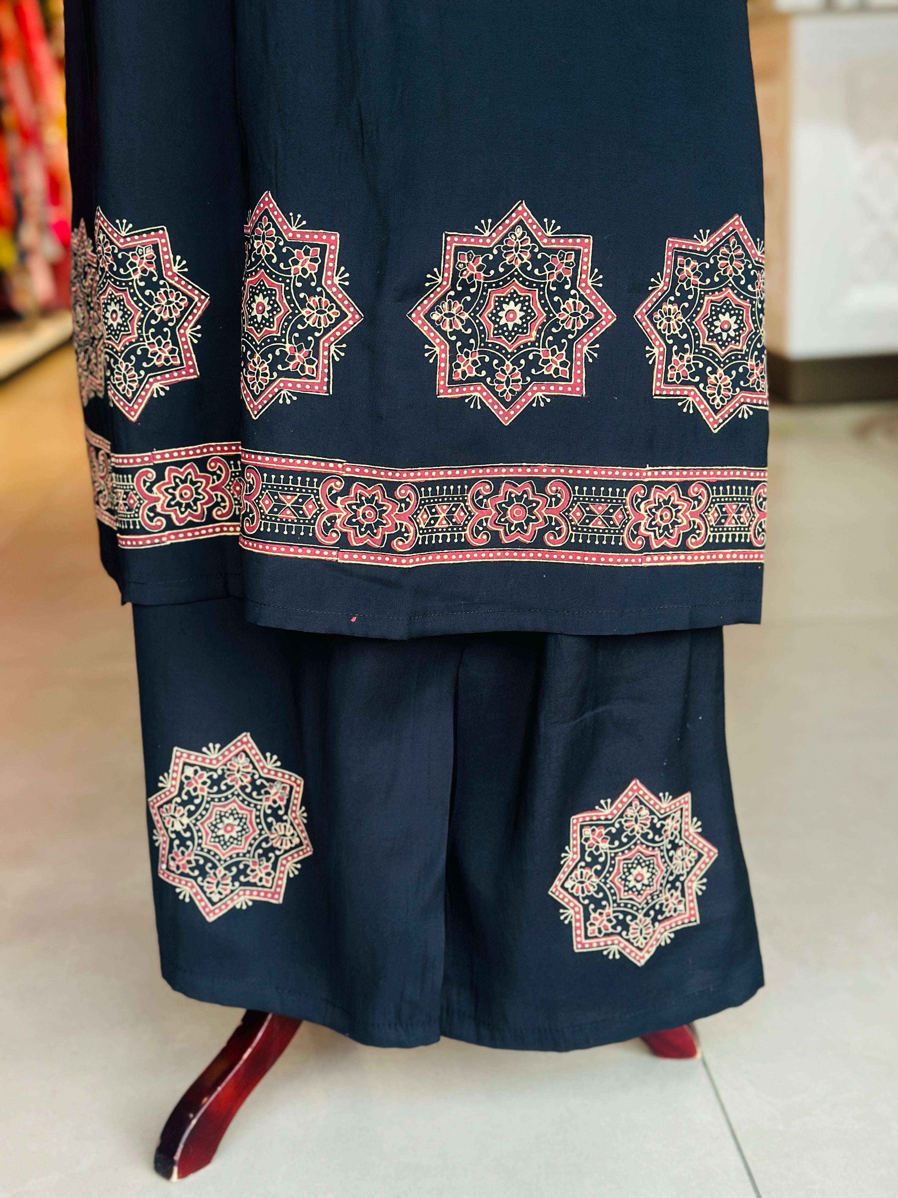 AJRAKH HANDBLOCK KURTA SET