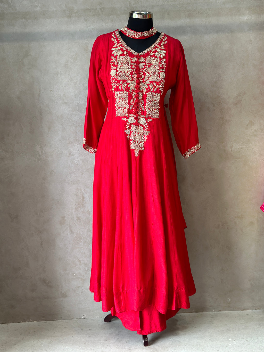 BEAUTIFUL ANARKALI SET WITH ZARDOSI HANDWORK