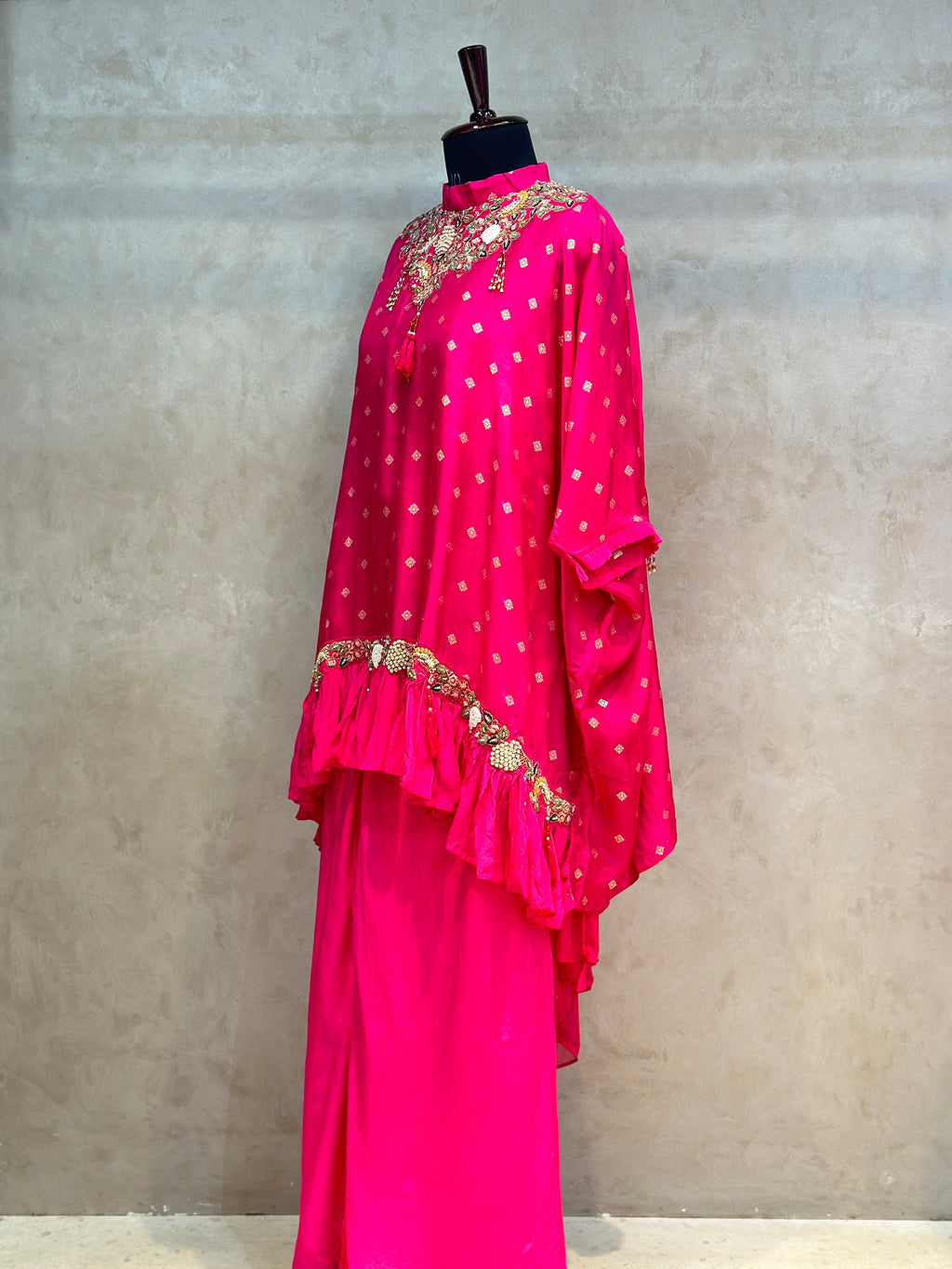 FLORAL HANDWORK KAFTAN SET