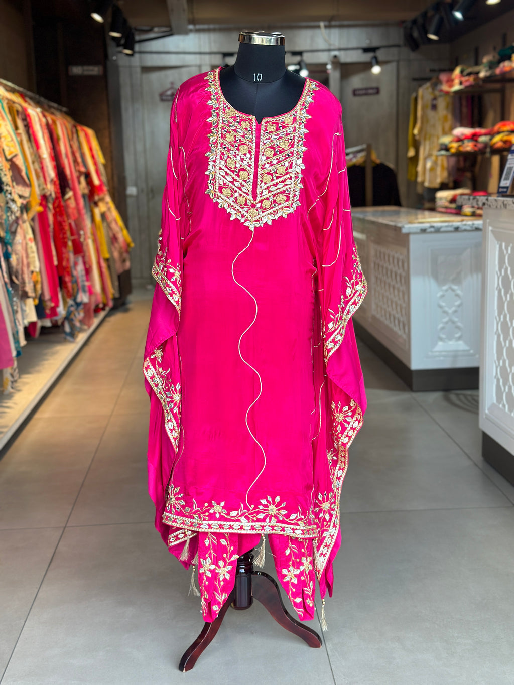 KAFTAN IN GOTTA PATTI