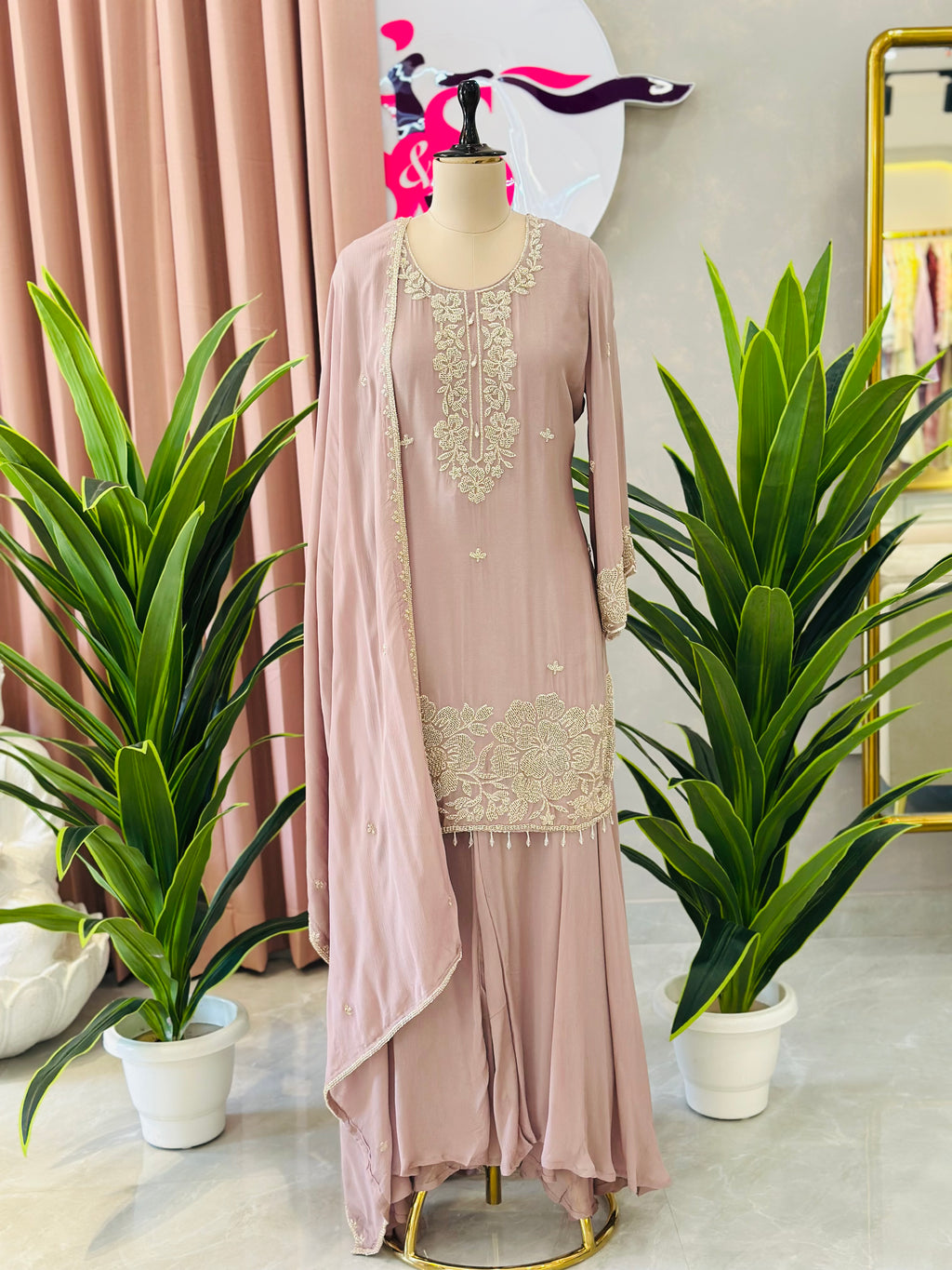 Beautiful Plazo Set With Handwork Detailing