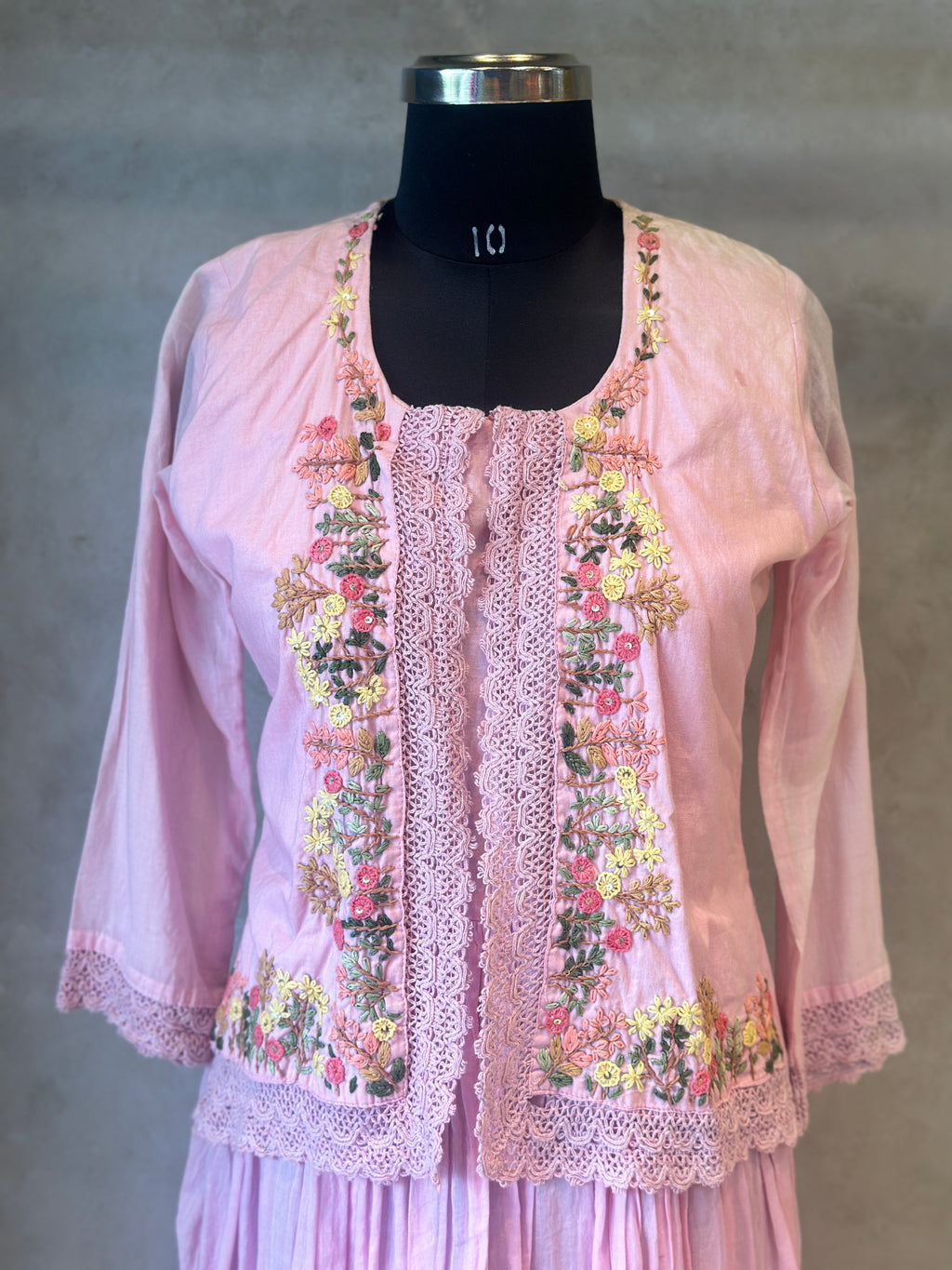 ONE PIECE EMBROIDERED GOWN SET