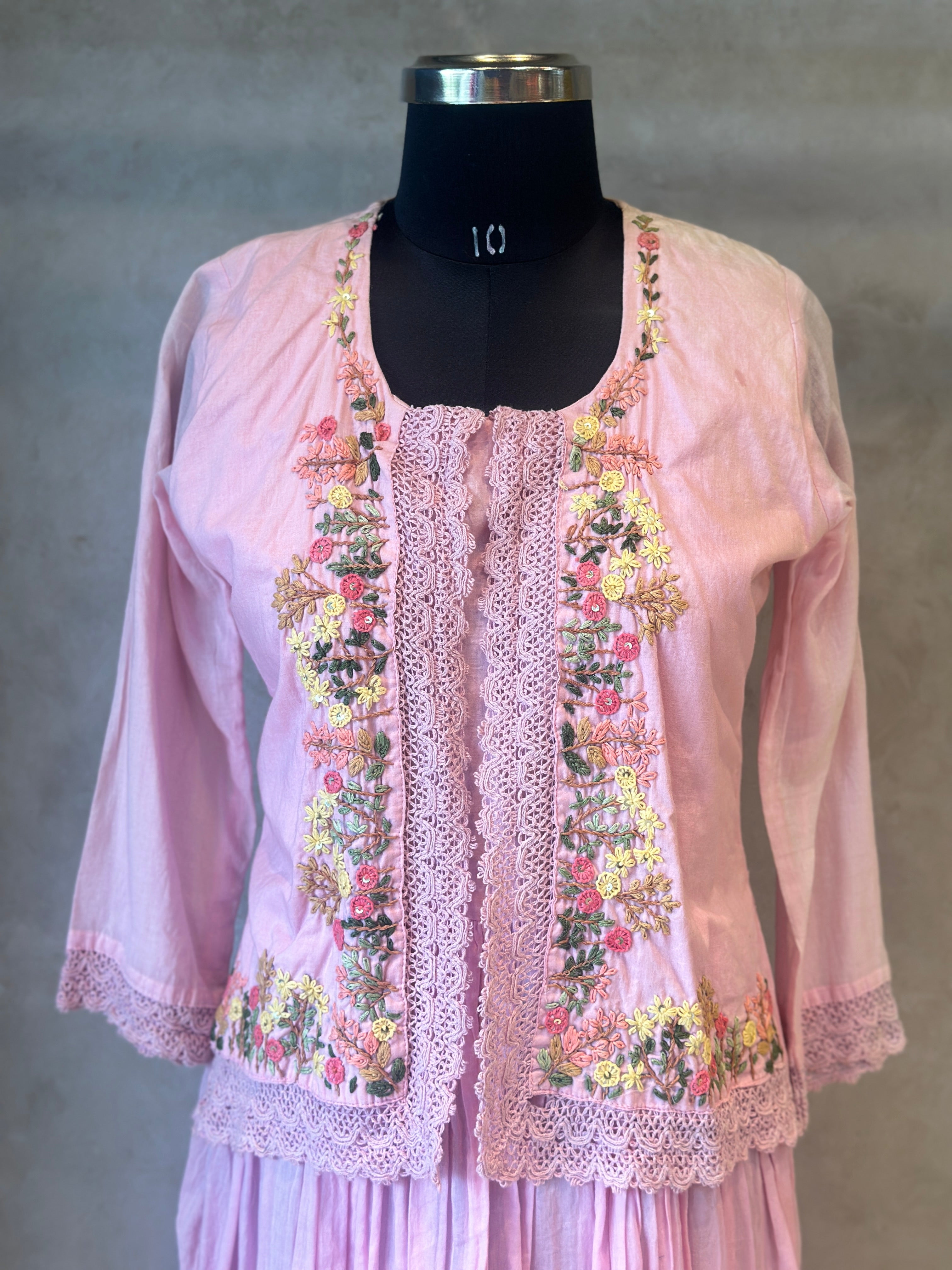 ONE PIECE EMBROIDERED GOWN SET