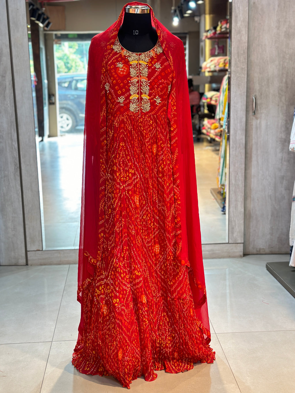 BHANDEJ GOWN