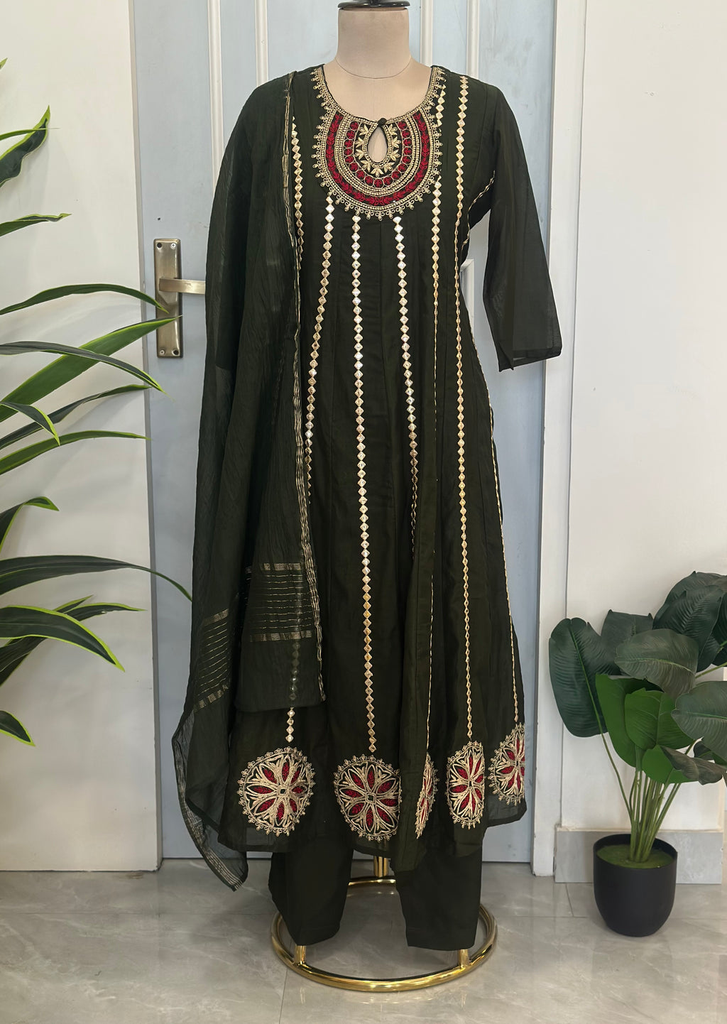 ✨ Royal Mirror Flair Anarkali Set ✨