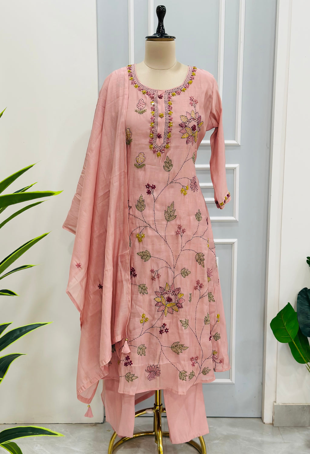 Elegant hand embroidery mul Chanderi suit set