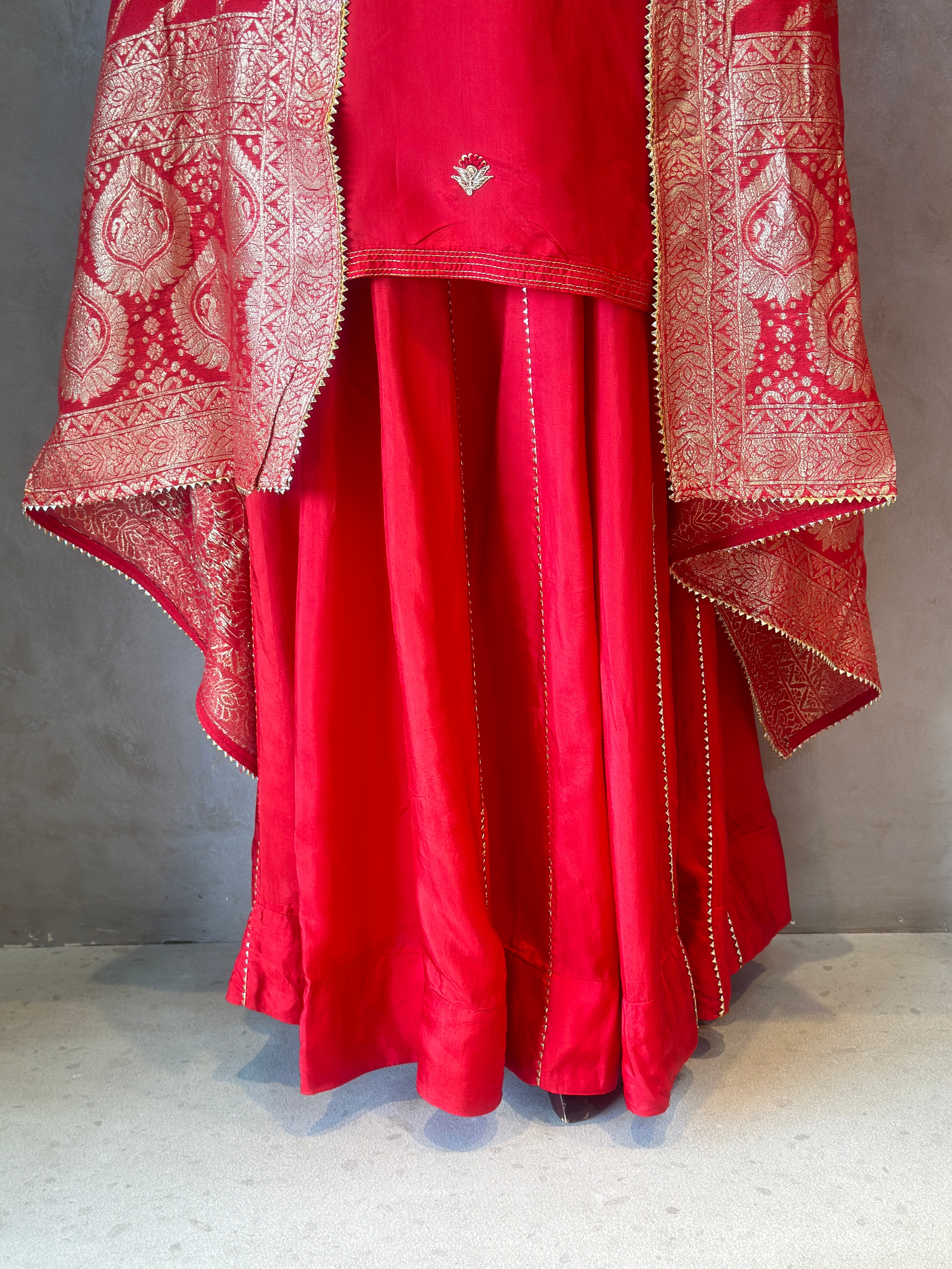 BEAUTIFUL ZARDOSI HANDWORK SKIRT SET