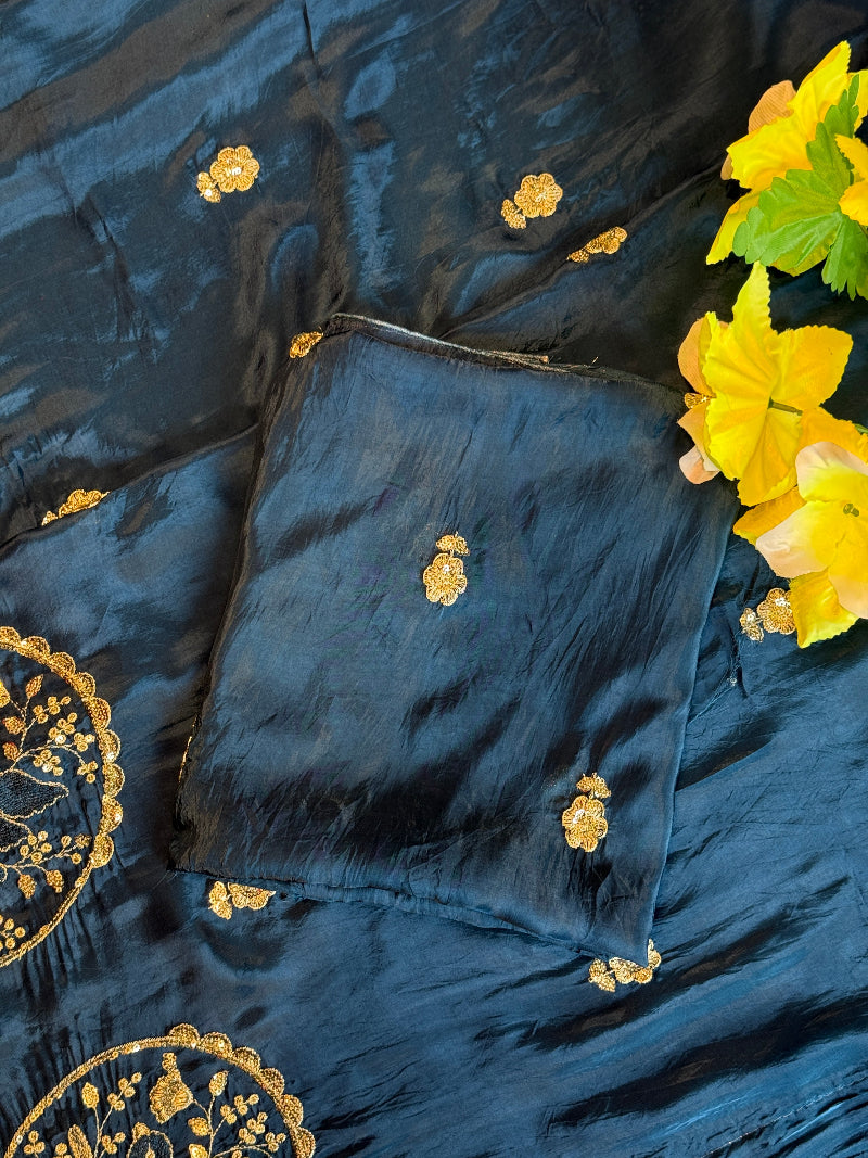 GOLDEN THREAD ELEGANCE SAREE