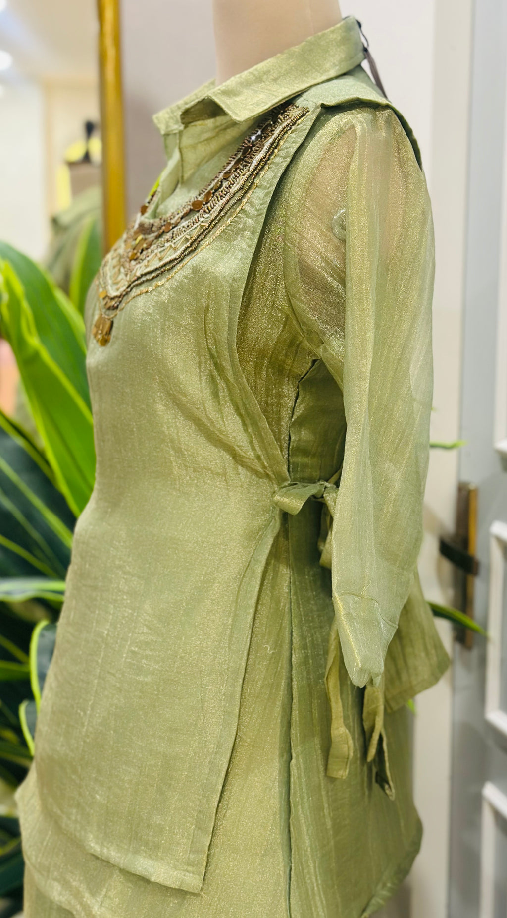 Handcrafted Neck Detail Co-Ord Set