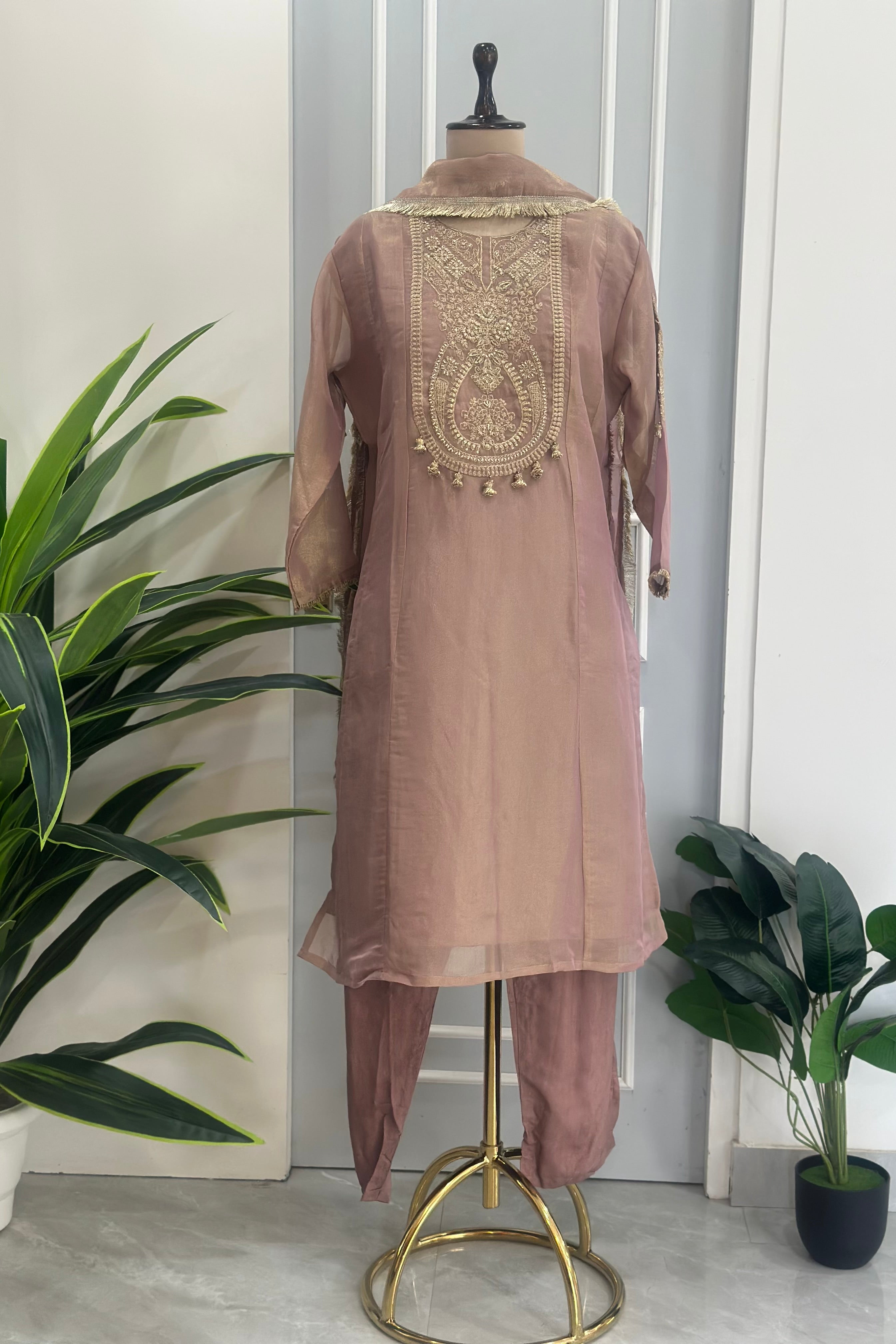 Pearl & Zardozi Work Straight Kurta Set