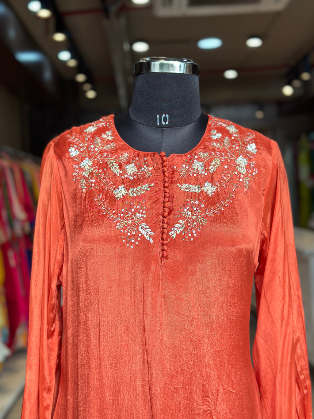 A LINE HANDWORK SUIT SET