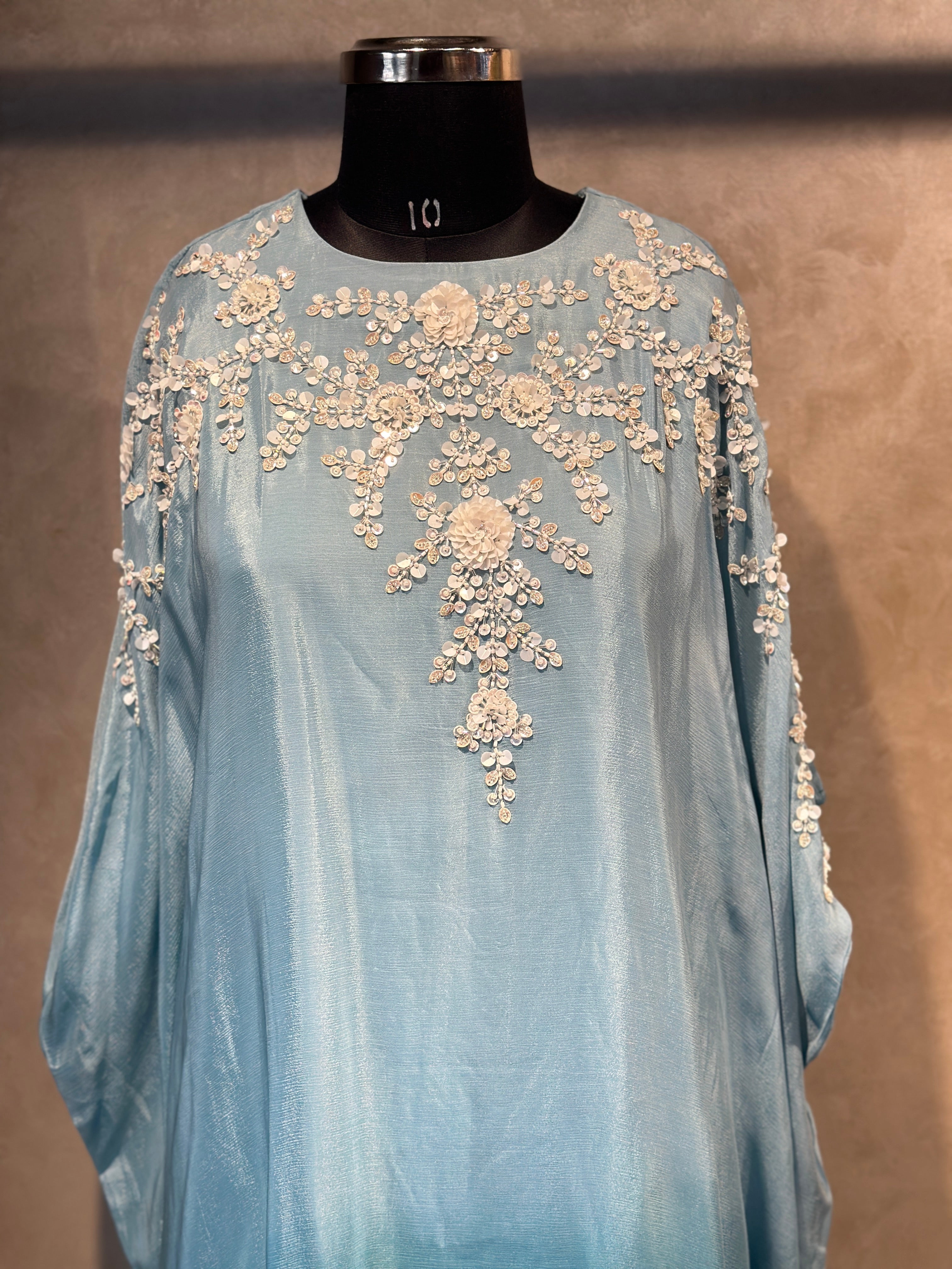 KAFTAN IN HANDWORK