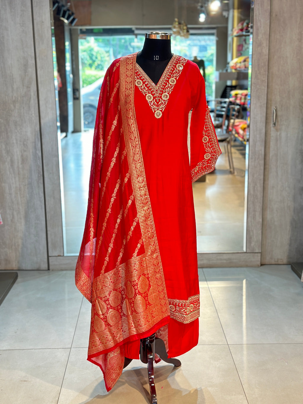 BANARASI STRAIGHT SUIT SET