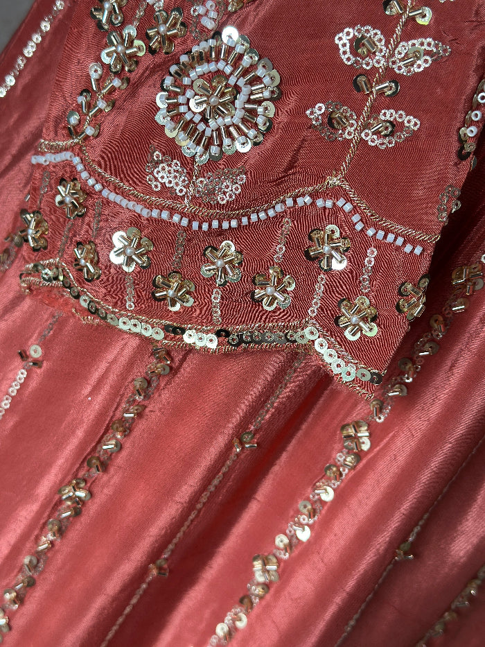 ELEGANT ETHNIC KURTA SET