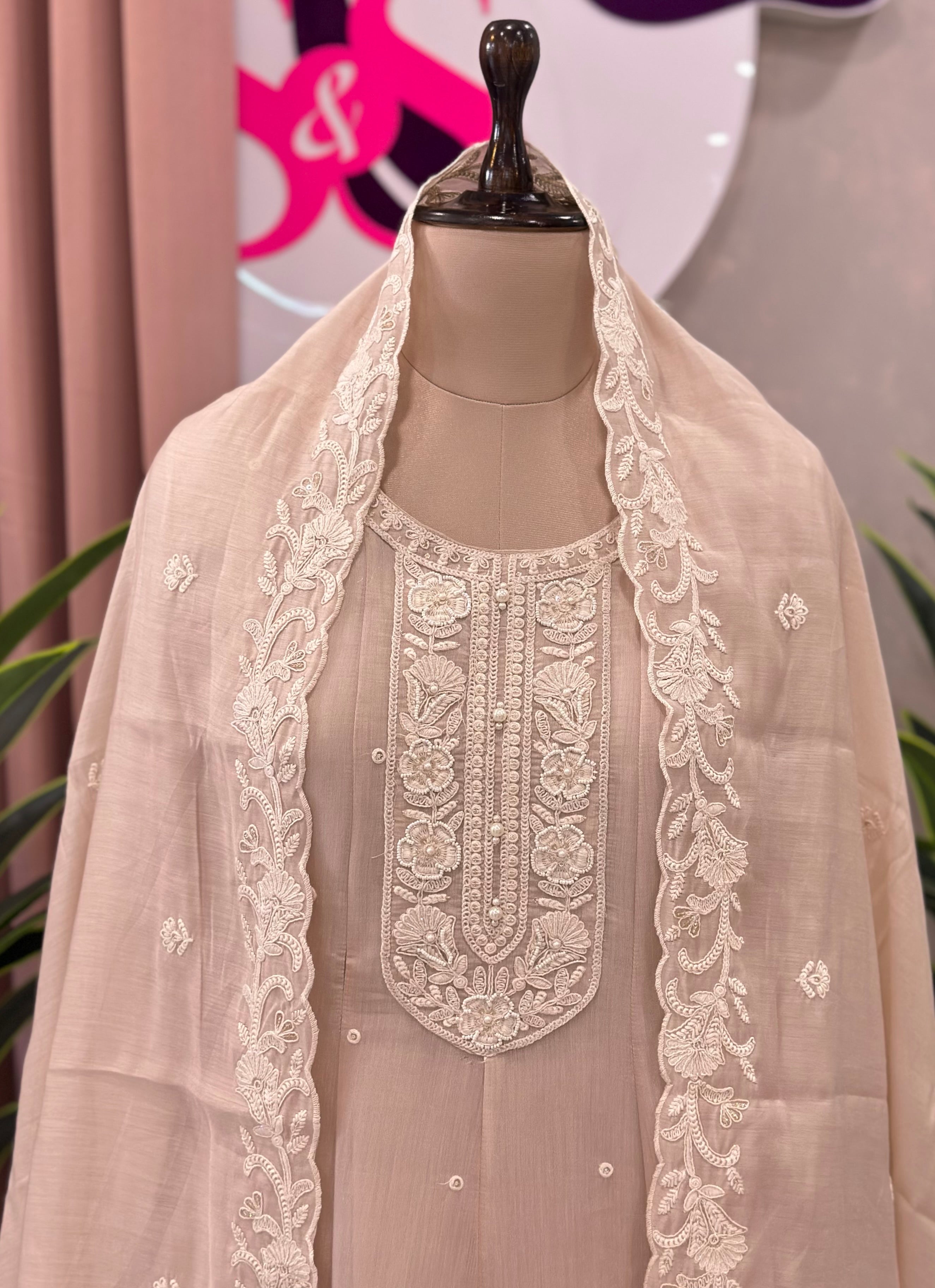 Beautiful Thread Work Anarkali Suit Set