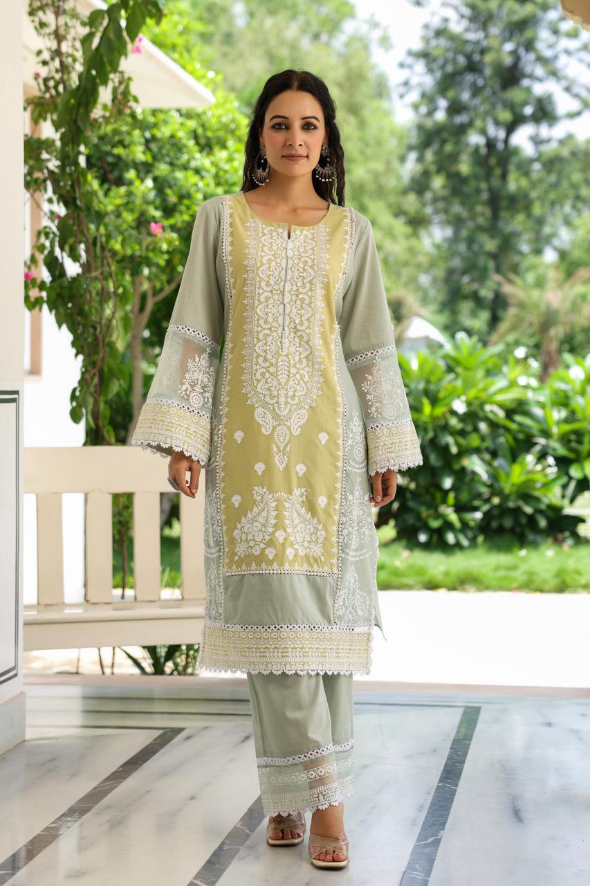 PREMIUM PAKISTANI STYLE STRAIGHT SUIT