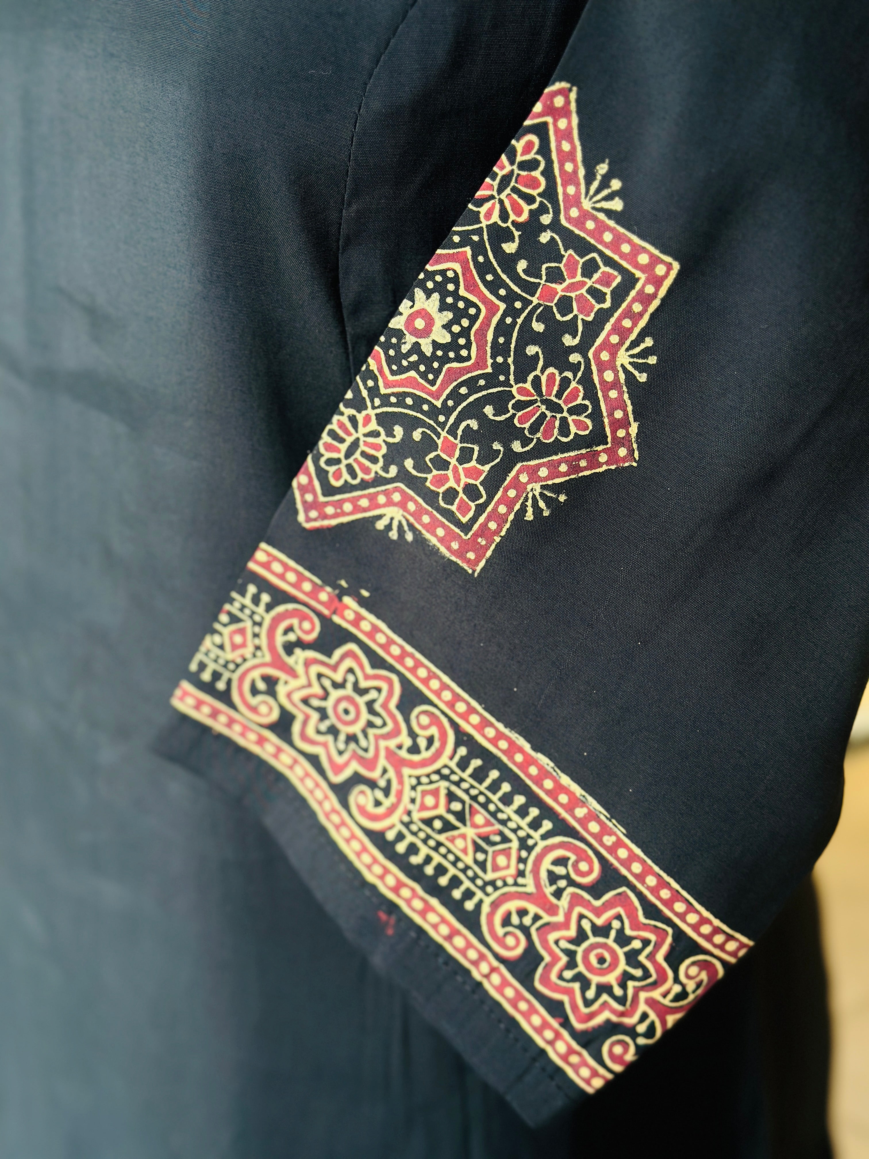 AJRAKH HANDBLOCK KURTA SET