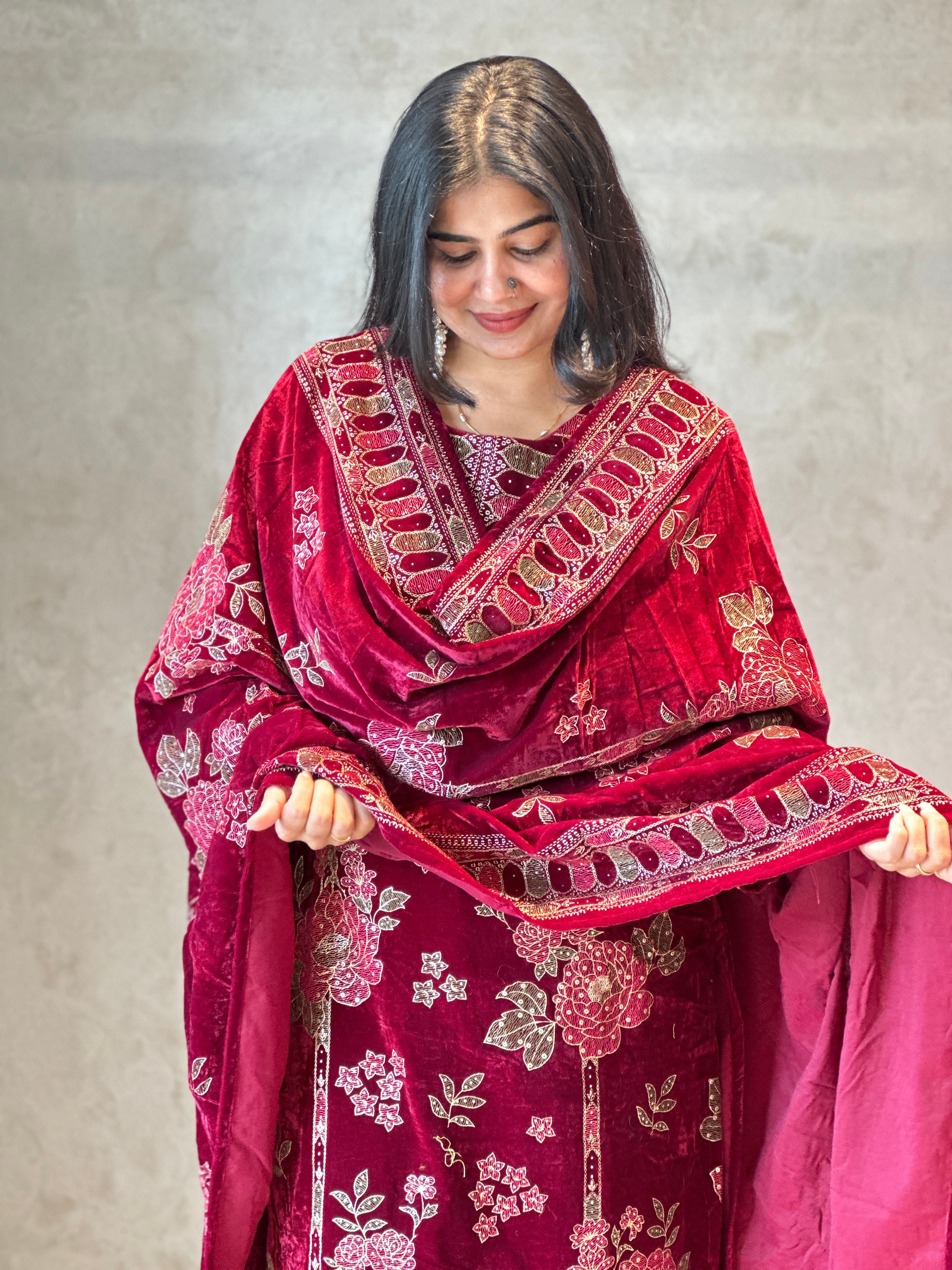 PREMIUM ZARI WORK VELVET SUIT