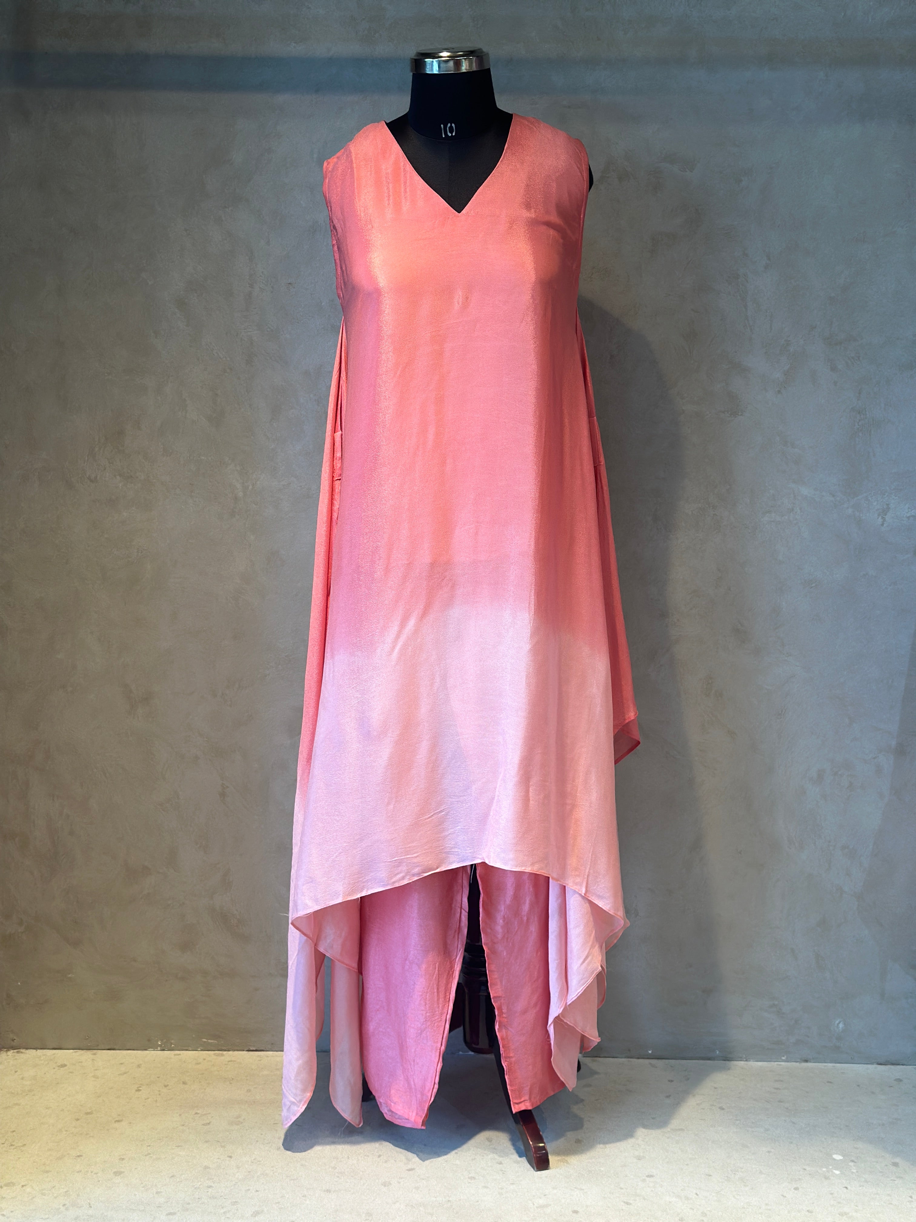 DESIGNER KAFTAN SET IN HANDWORK