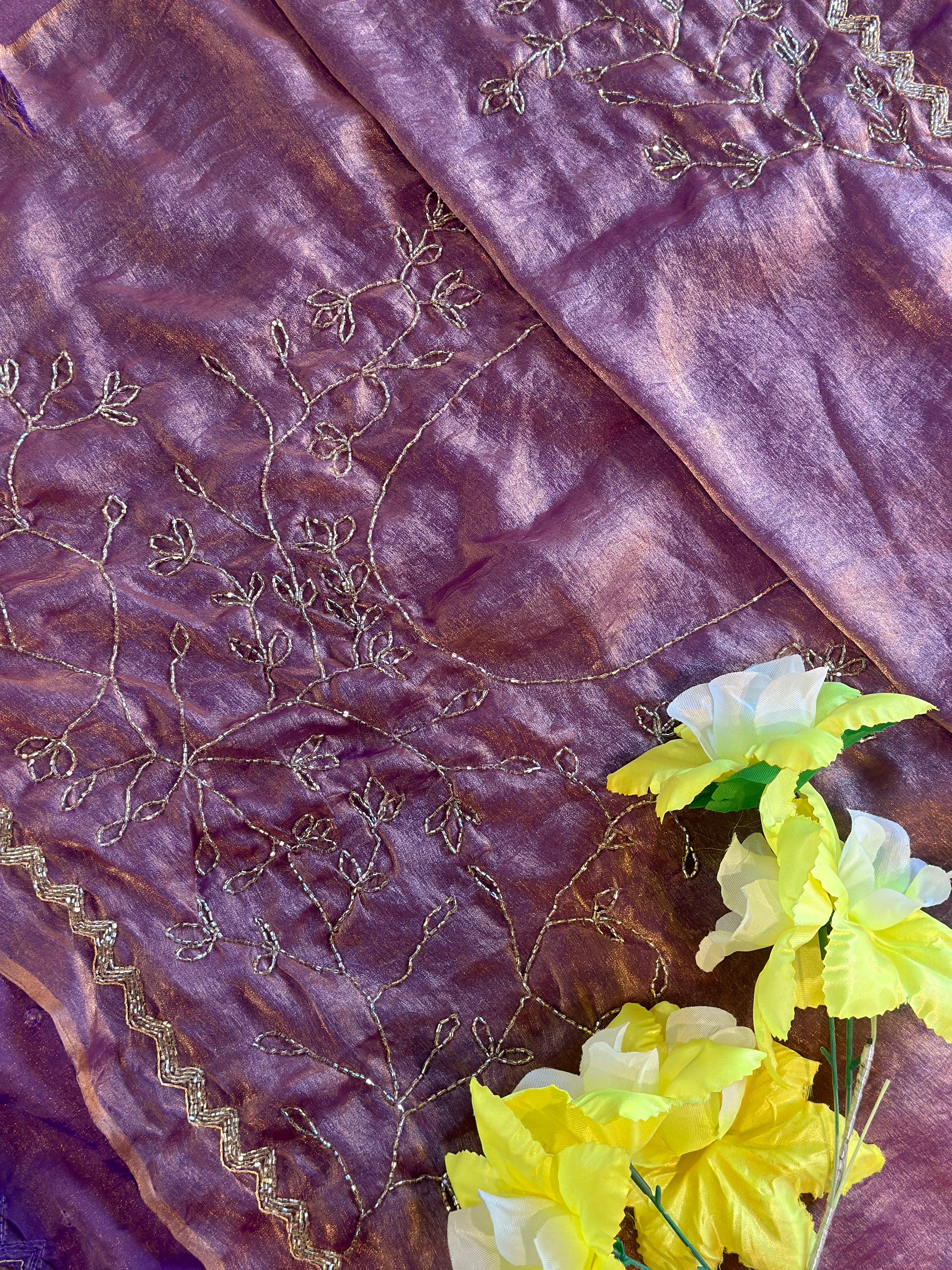 🌼✨GOLDEN GRACE SOFT SHIMMER SAREE✨🌼