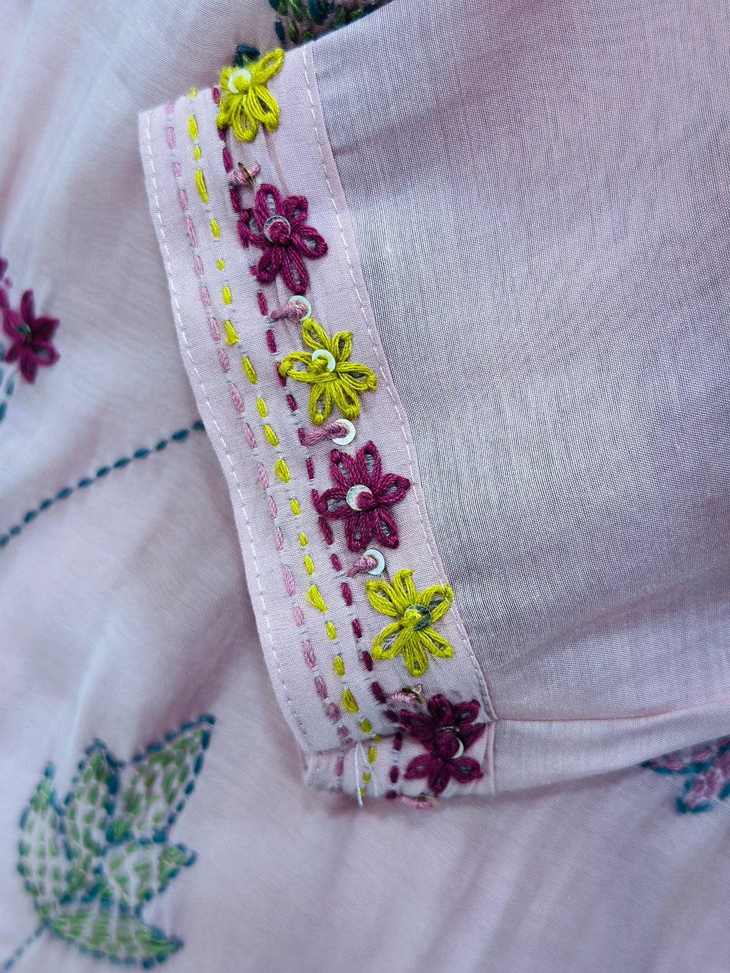 Elegant hand embroidery mul Chanderi suit set