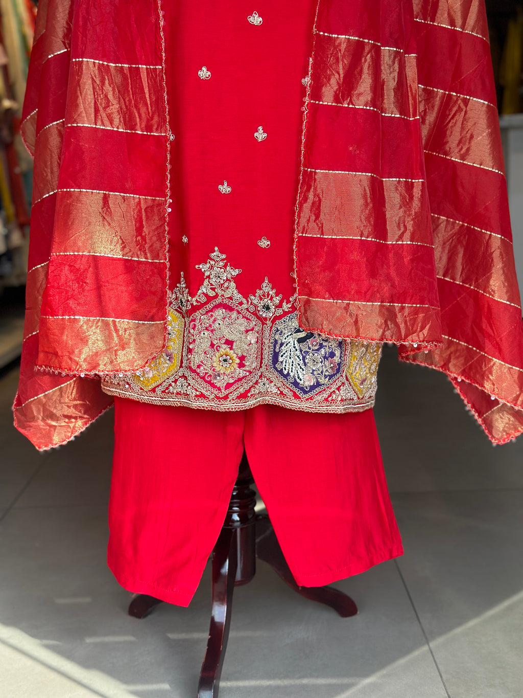 ZARDOSI HANDWORK SUIT SET