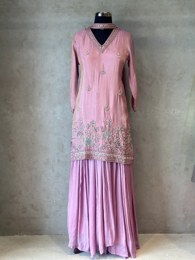 BEAUTIFUL HANDWORK PLAZO SET