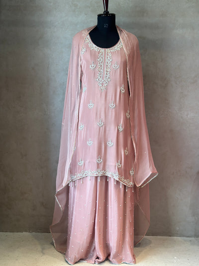 BAUTIFUL PLAZO SET WITH PREMIUM HANDWORK