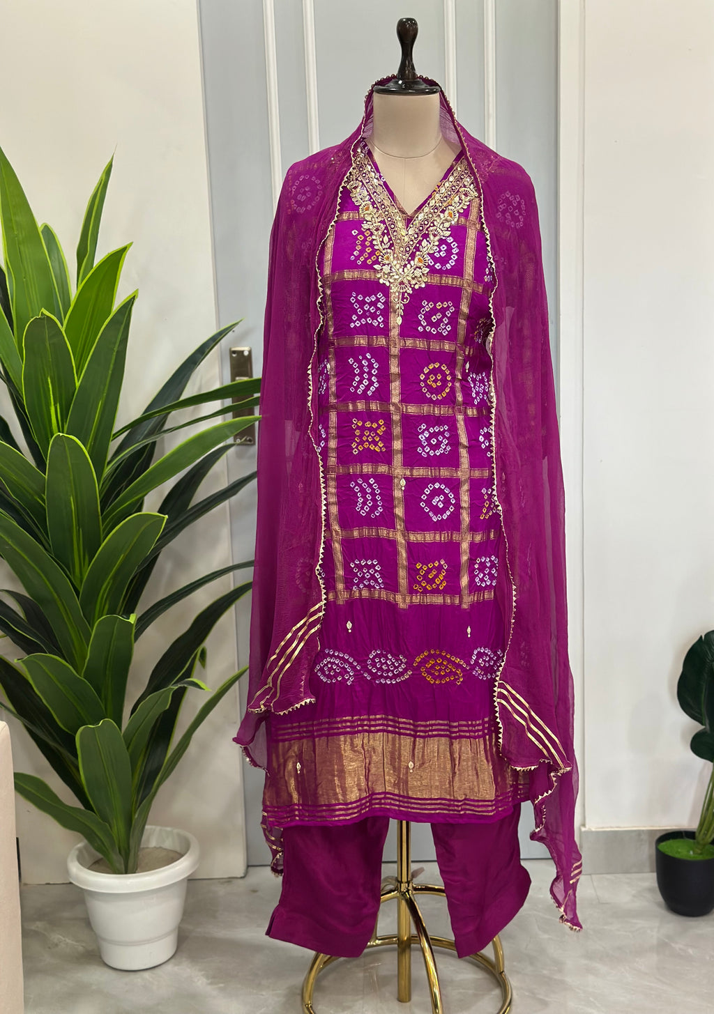Premium Ghar Chola Handwork Suit