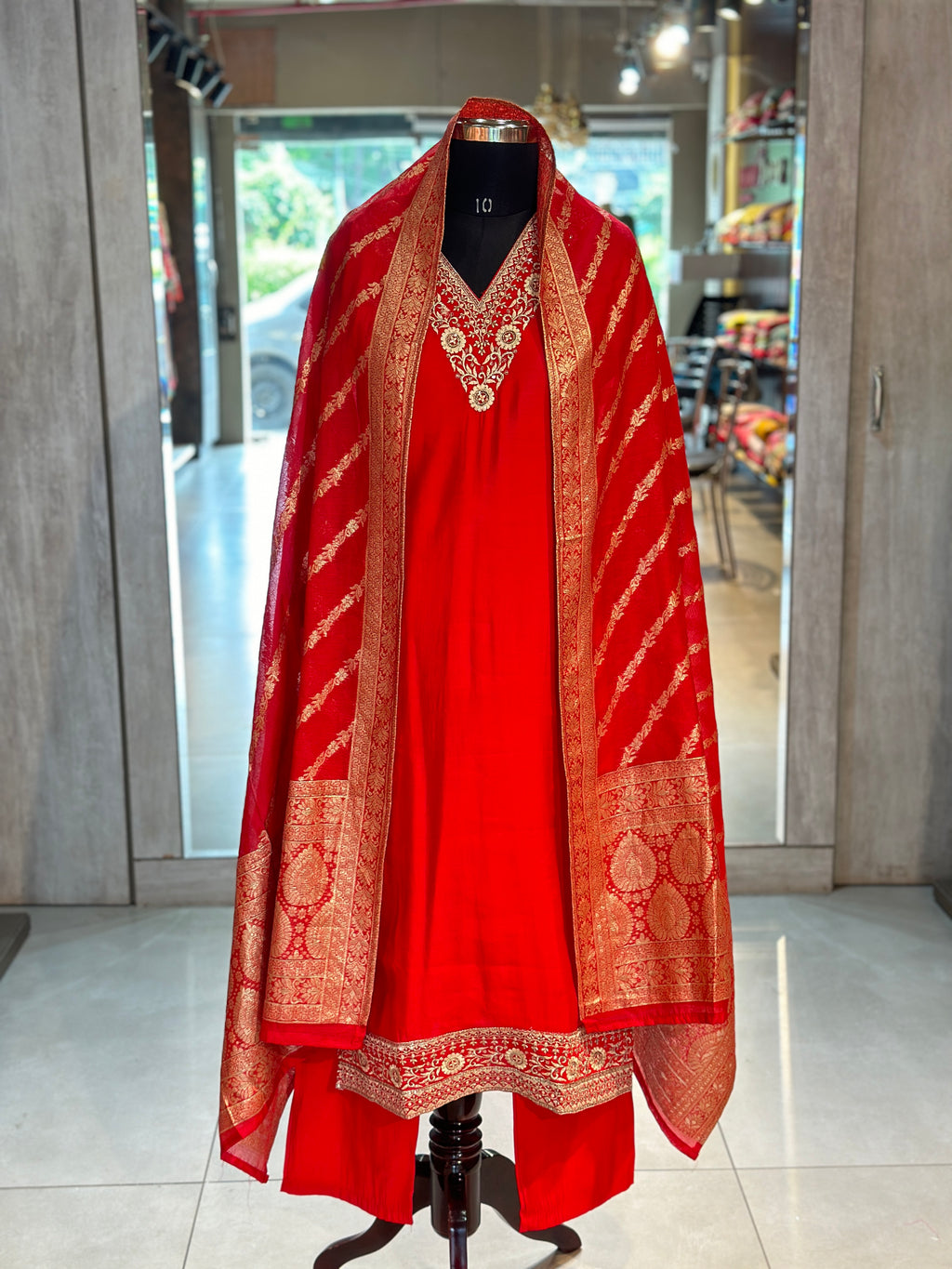 BANARASI STRAIGHT SUIT SET