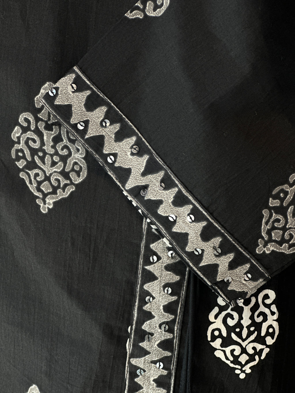 THREE PIECE ANGRAKHA SUIT