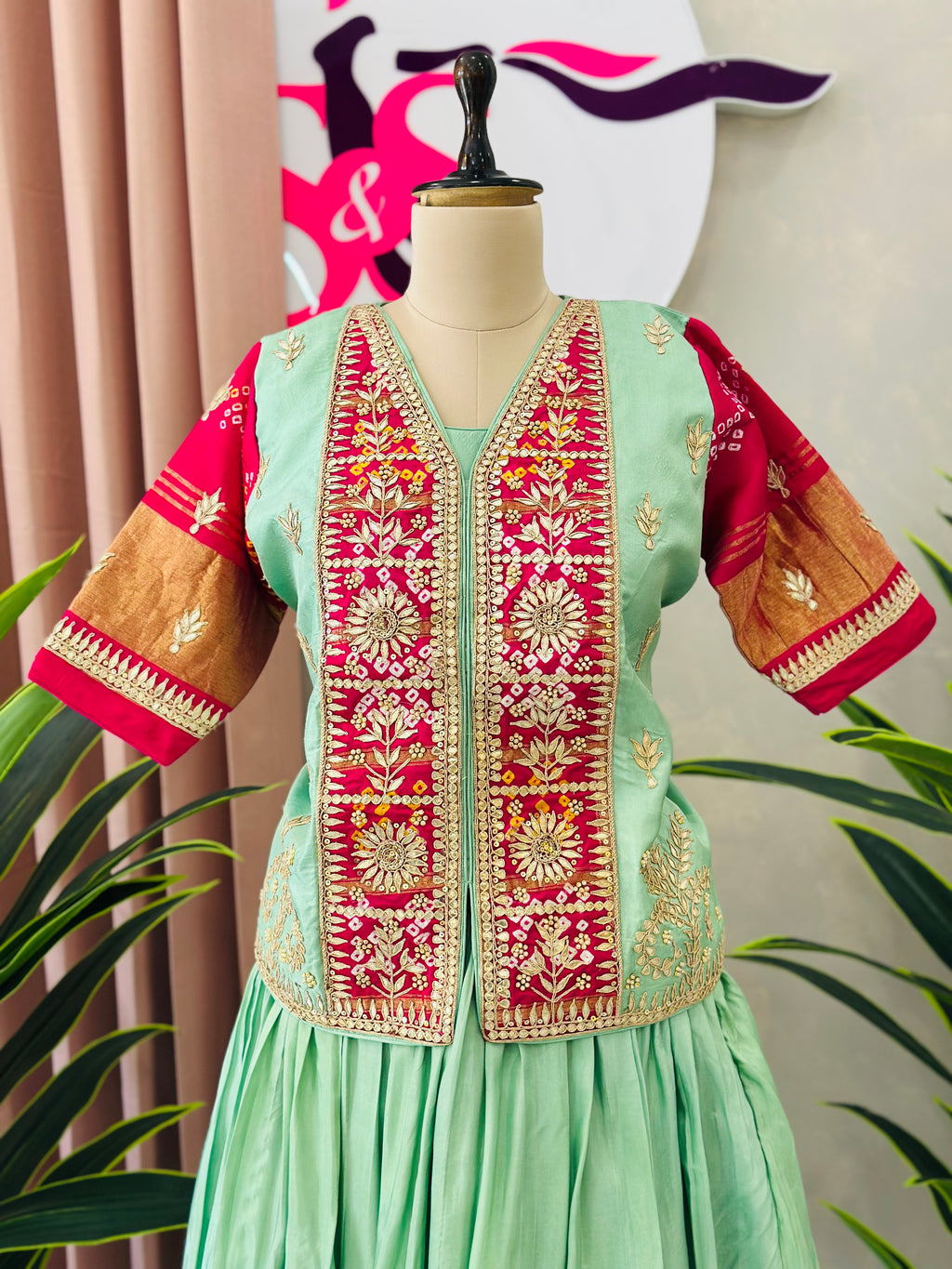 INDO-FUSION GHARCHOLA SKIRT SET