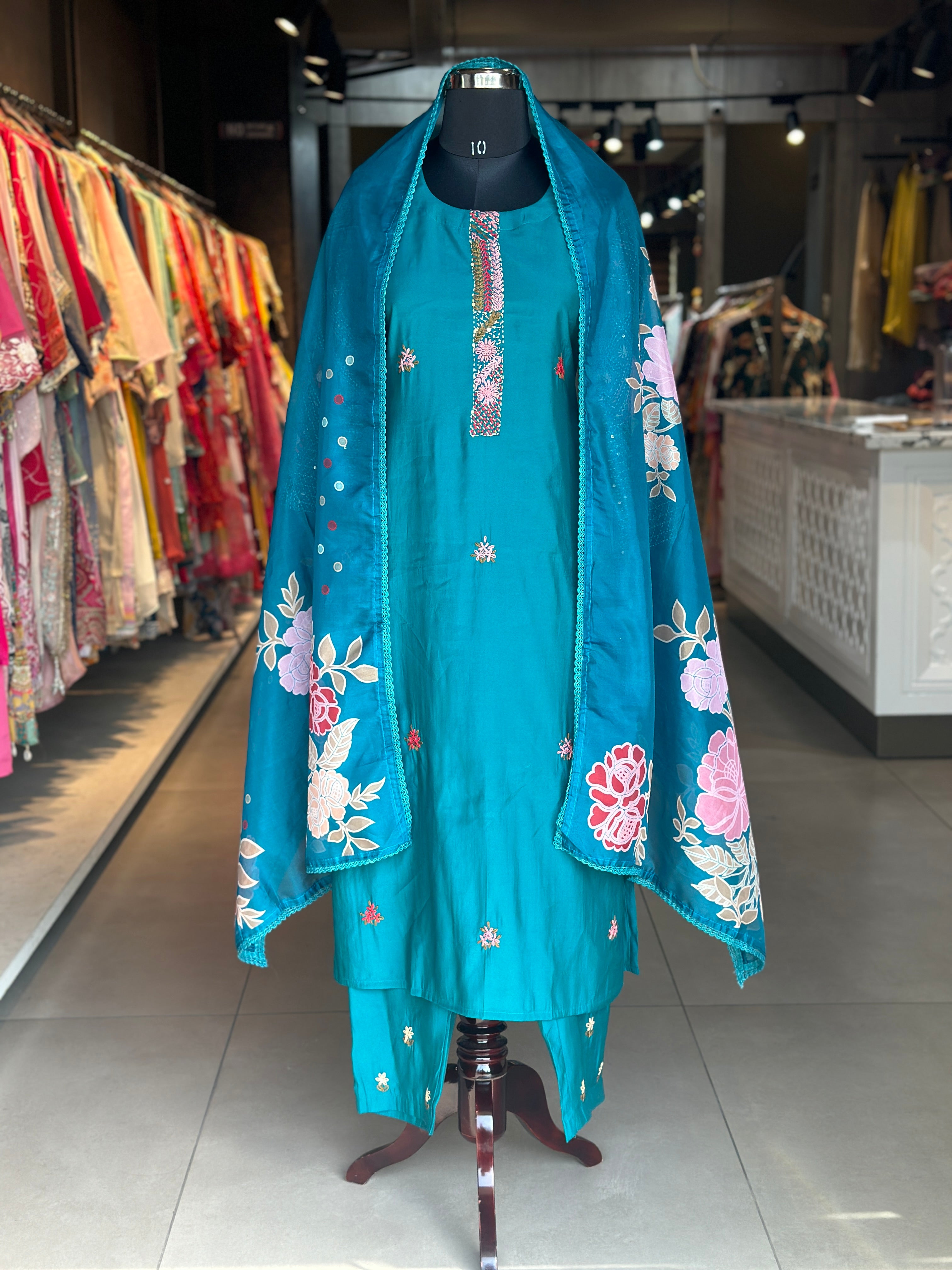 HAND EMBROIDERED STRAIGHT SUIT SET