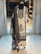 PAKISTANI STYLE SUIT SET