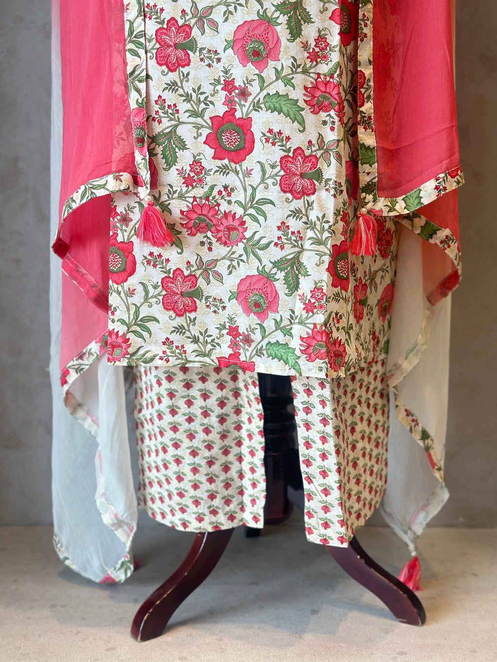 FLORAL THREE PIECE COTTON SUIT SET