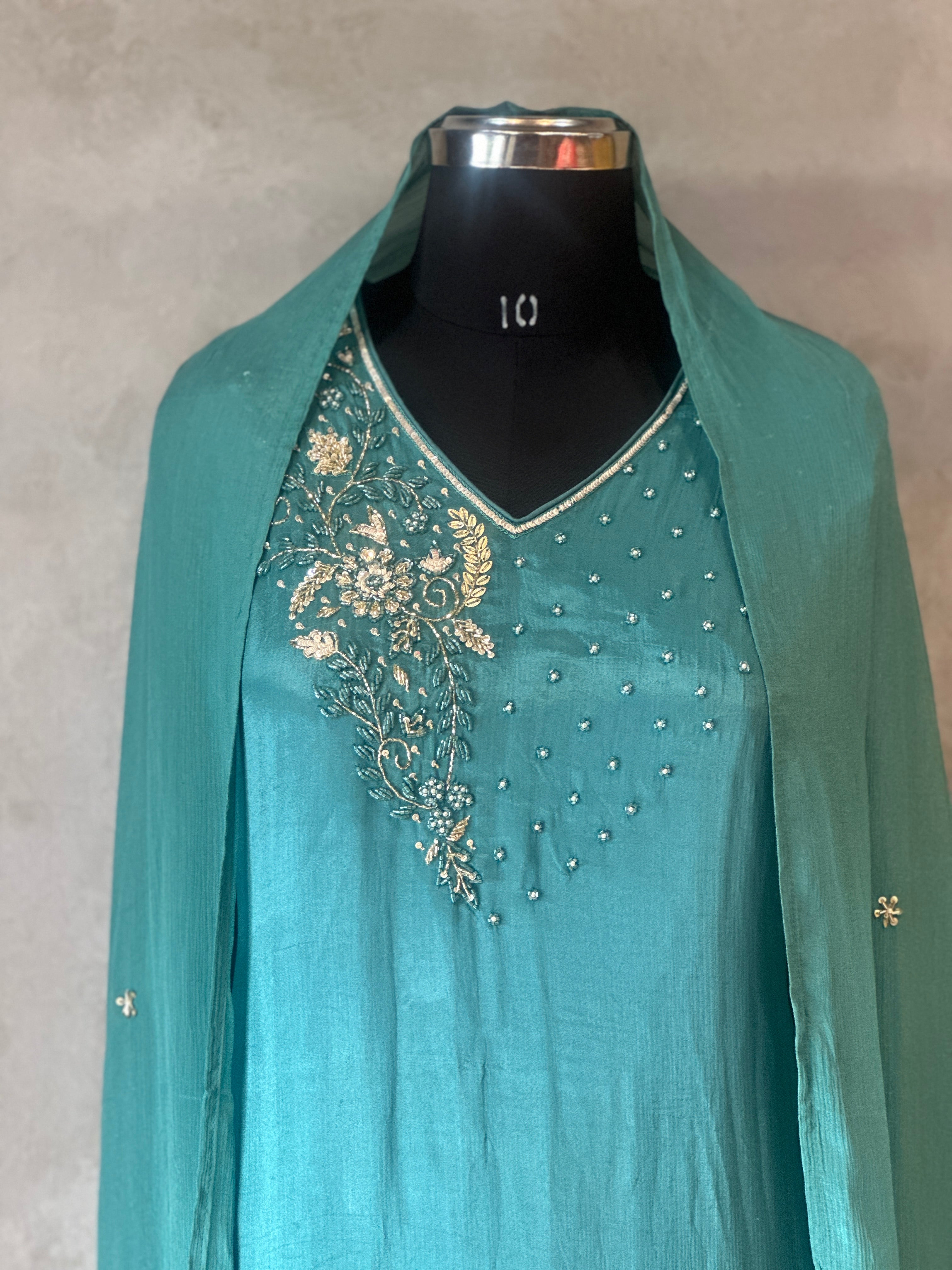 PURE CHINON HANDWORK SUIT SET