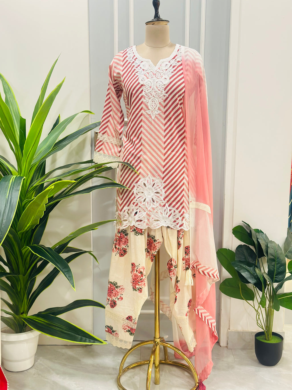 Floral Printed Salwar Suit Set