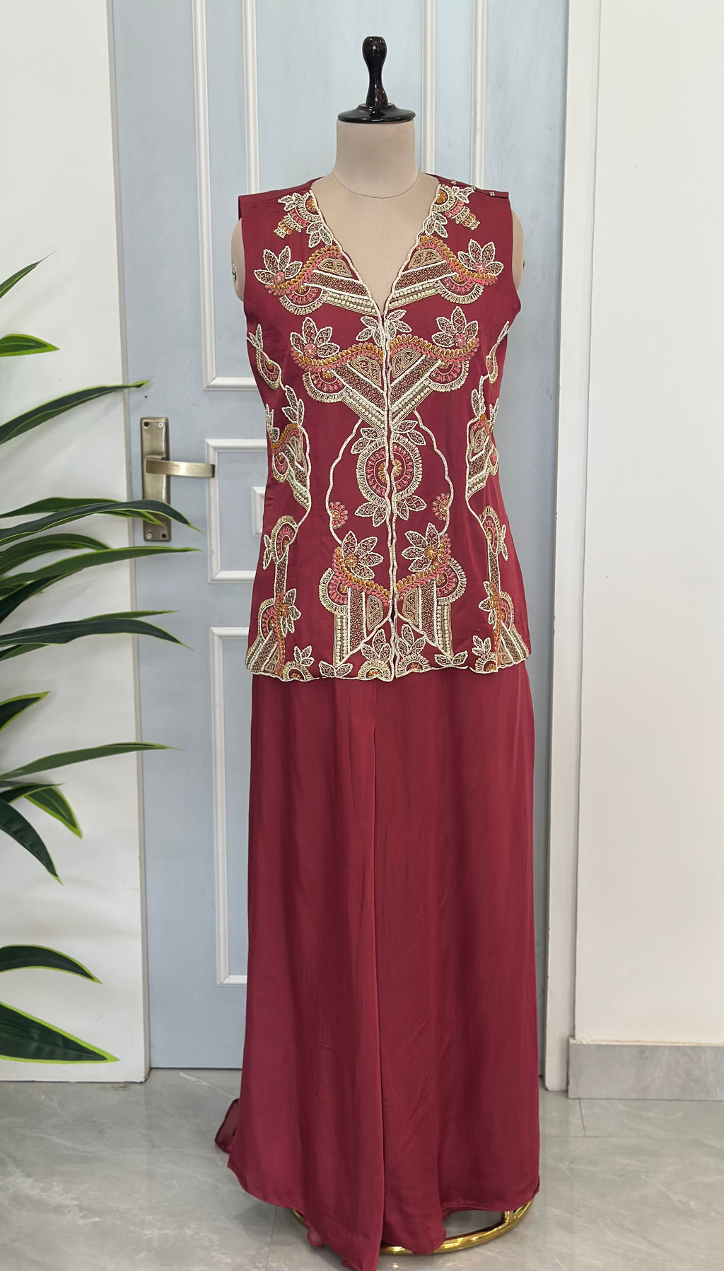 Mehroon Handwork Drape Saree Set