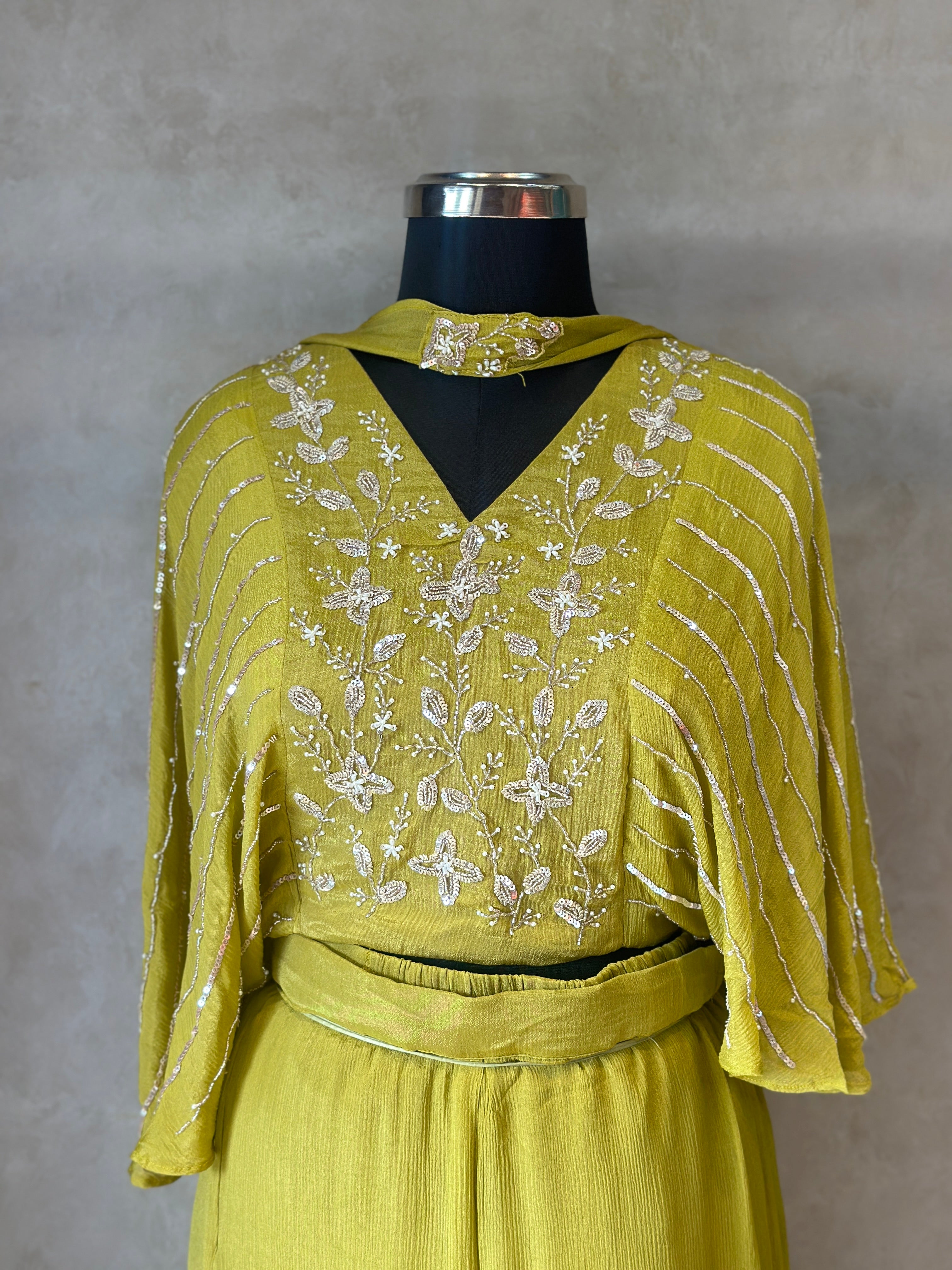 TRENDY HANDWORK PLAZO SET