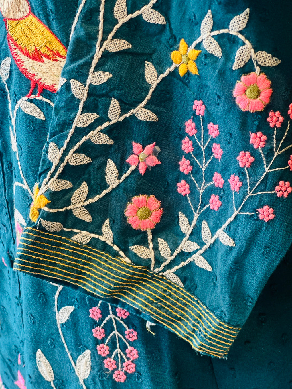 EMBROIDERED TWO PIECES SET